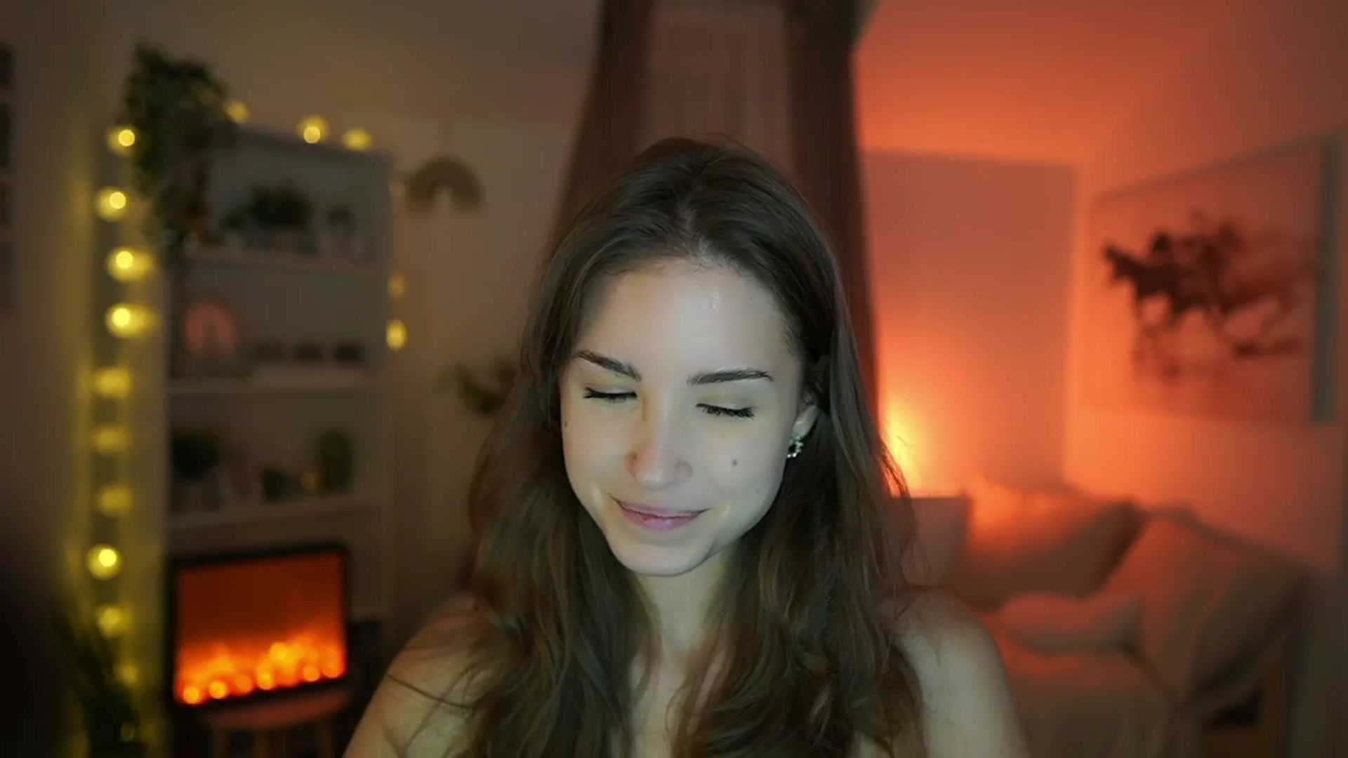 Gallery image thumbnail from Shy_jane's myfreecams stream on, 07/04/2024, 11:59 image 7 of 20