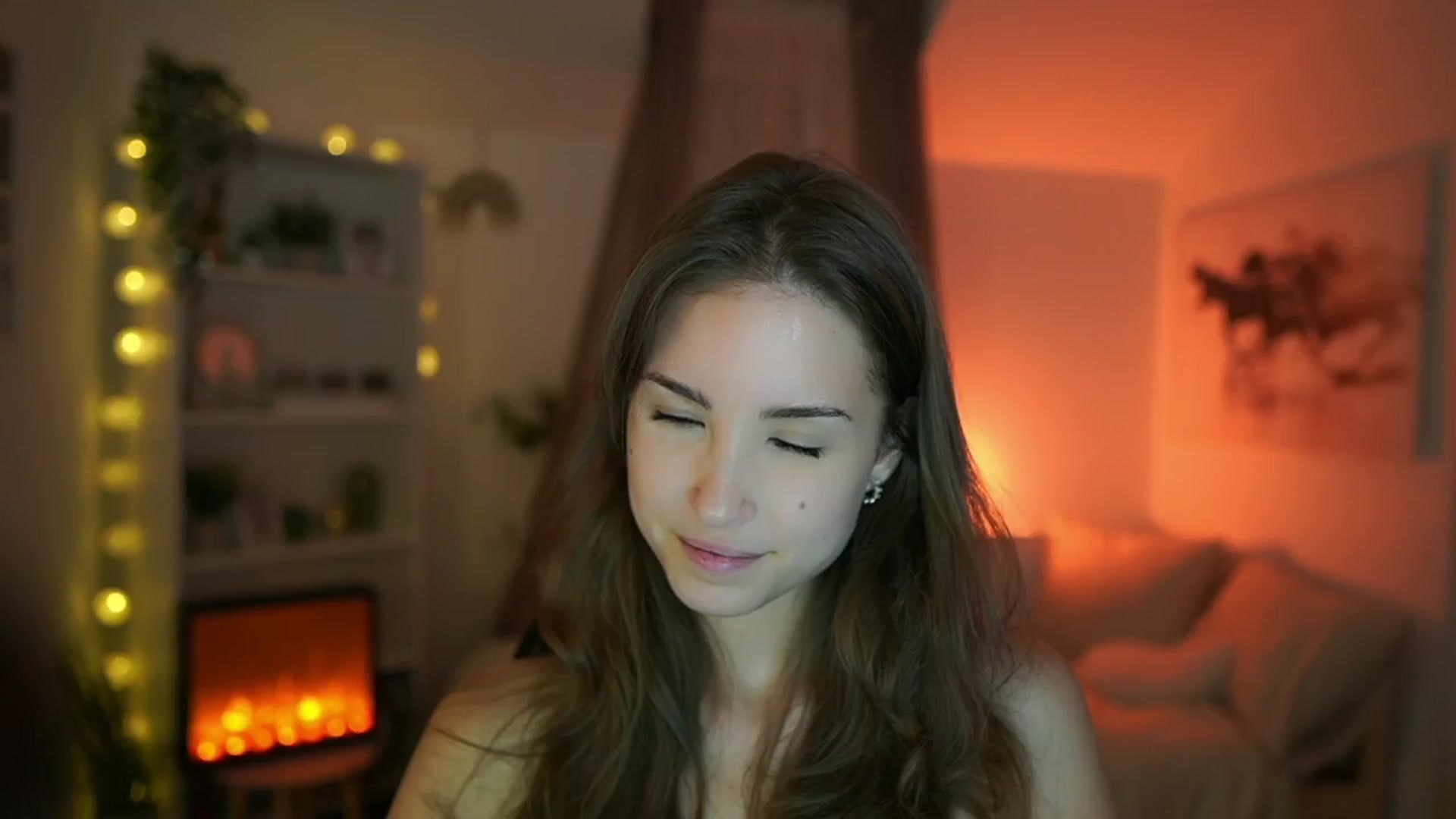 Gallery image thumbnail from Shy_jane's myfreecams stream on, 07/04/2024, 11:59 image 9 of 20