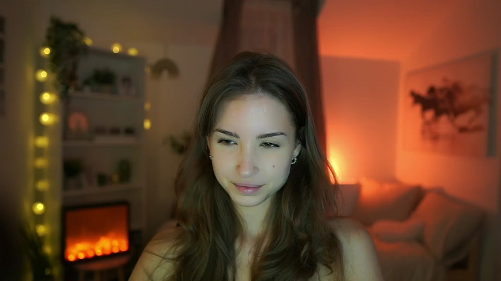 Gallery image thumbnail from Shy_jane's myfreecams stream on, 07/04/2024, 11:59 image 3 of 20