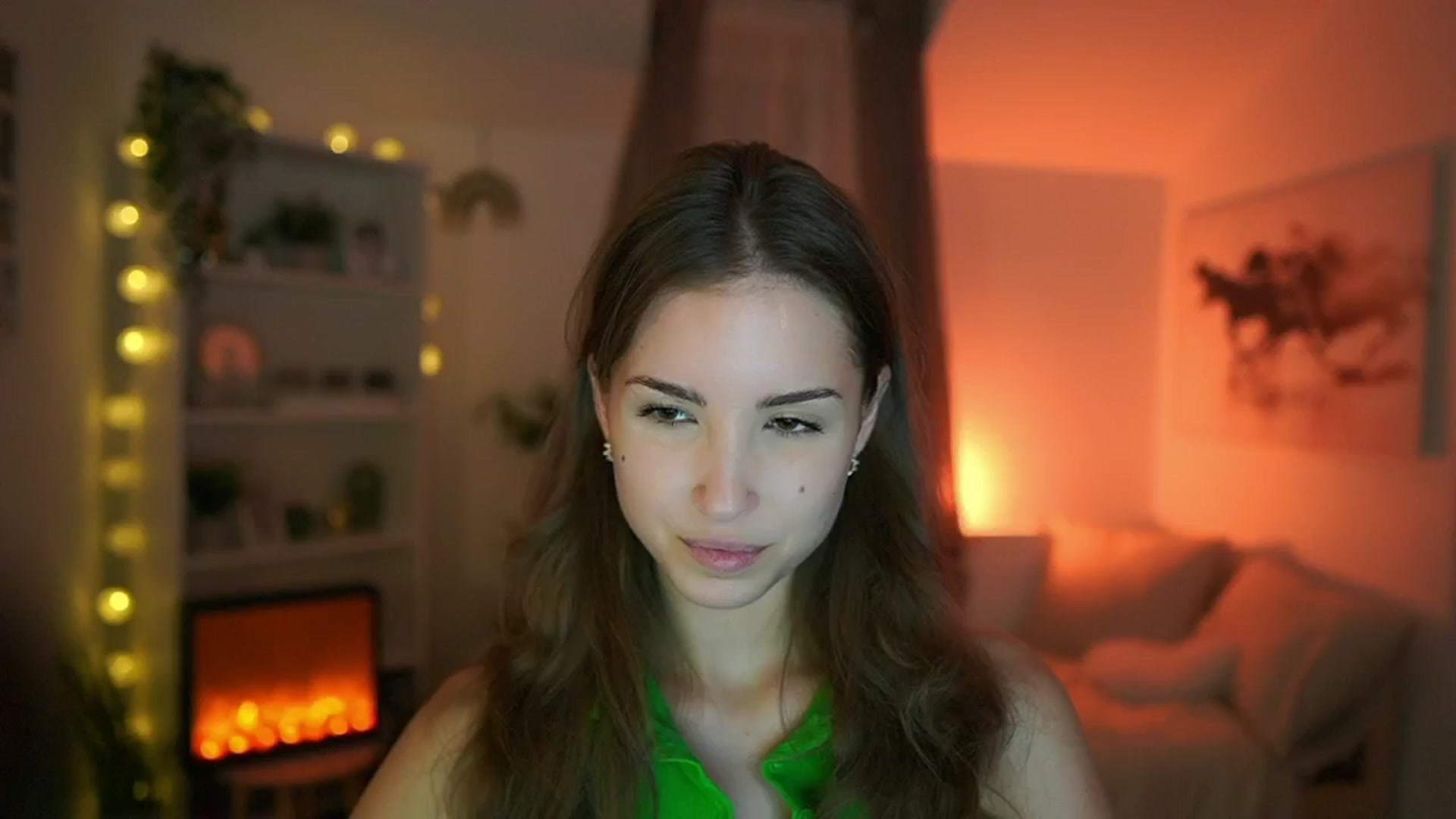 Gallery image thumbnail from Shy_jane's myfreecams stream on, 07/04/2024, 13:34 image 4 of 20