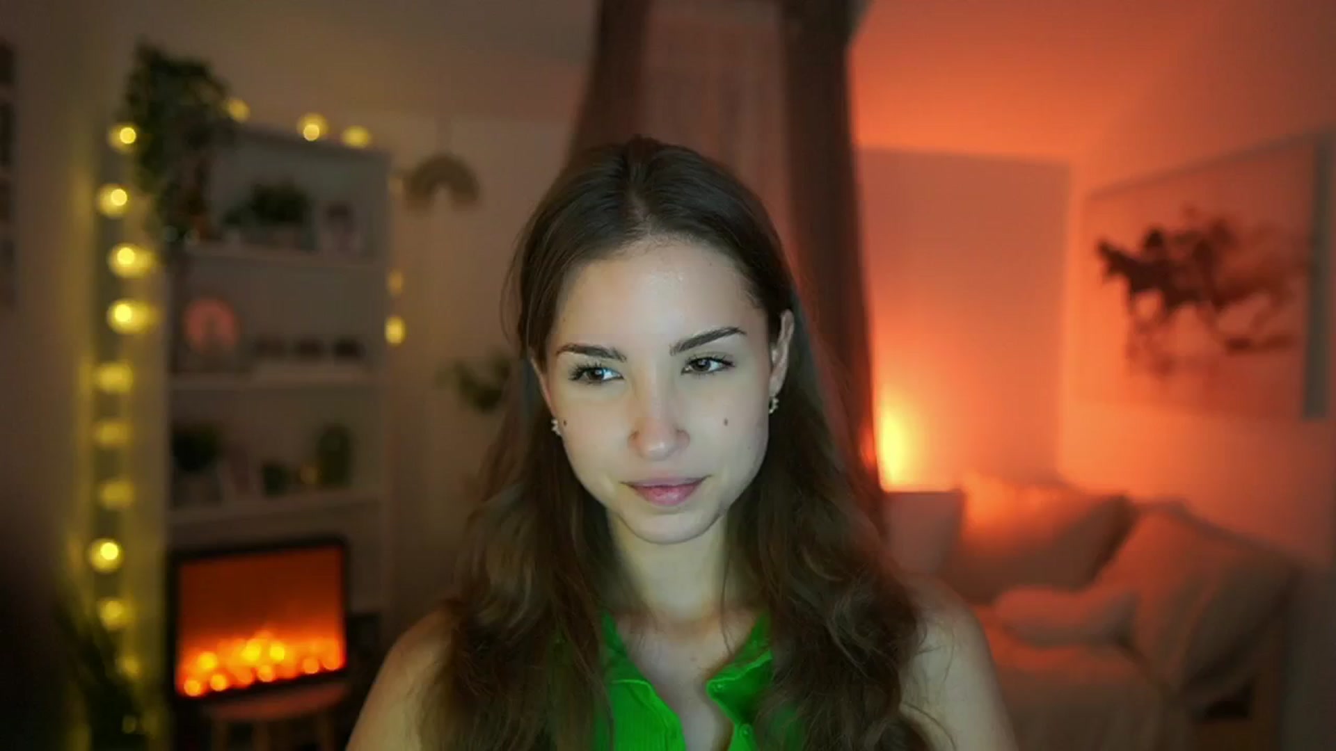 Gallery image thumbnail from Shy_jane's myfreecams stream on, 07/04/2024, 13:34 image 3 of 20