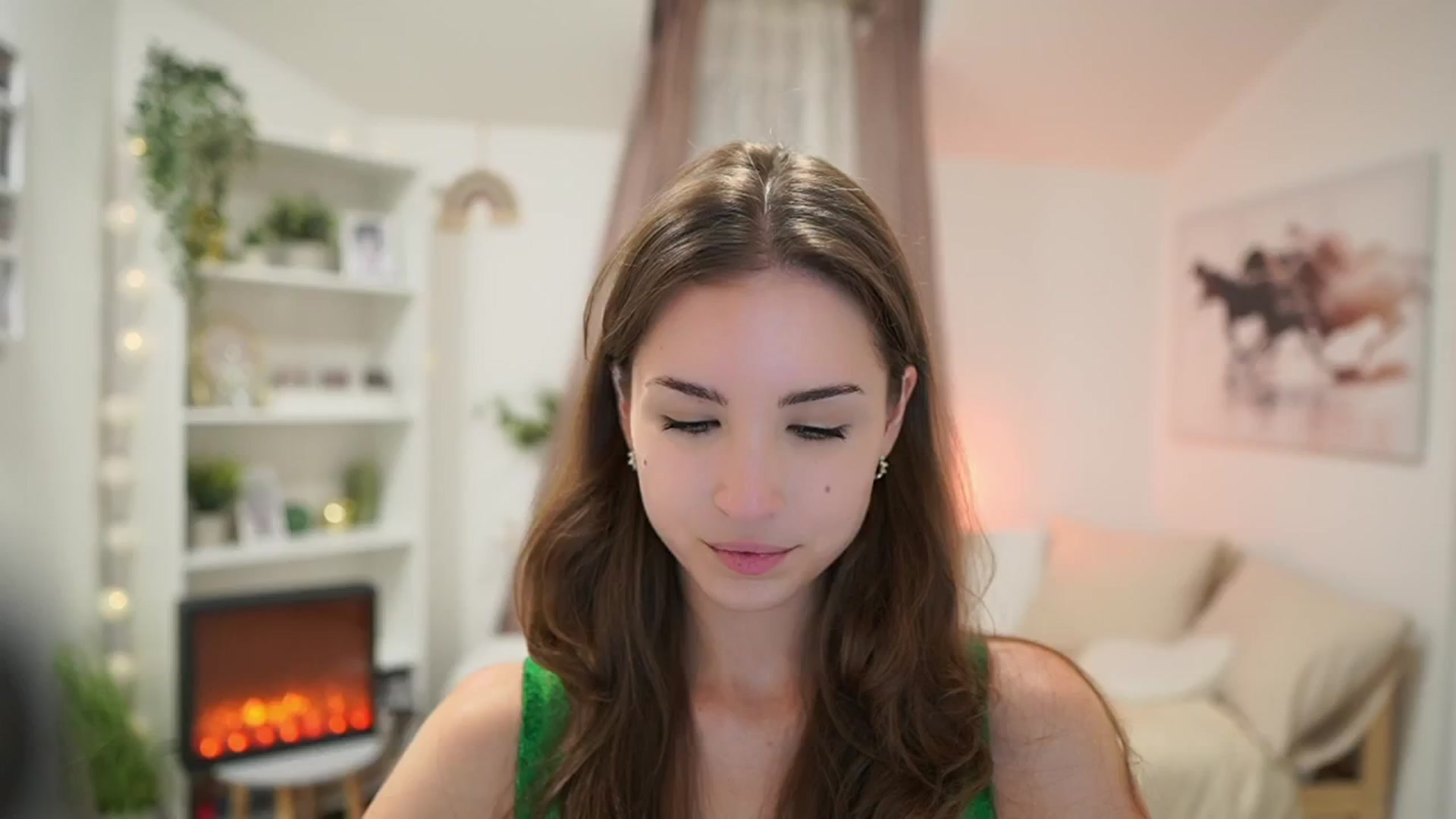 Gallery image thumbnail from Shy_jane's myfreecams stream on, 07/04/2024, 14:46 image 20 of 20