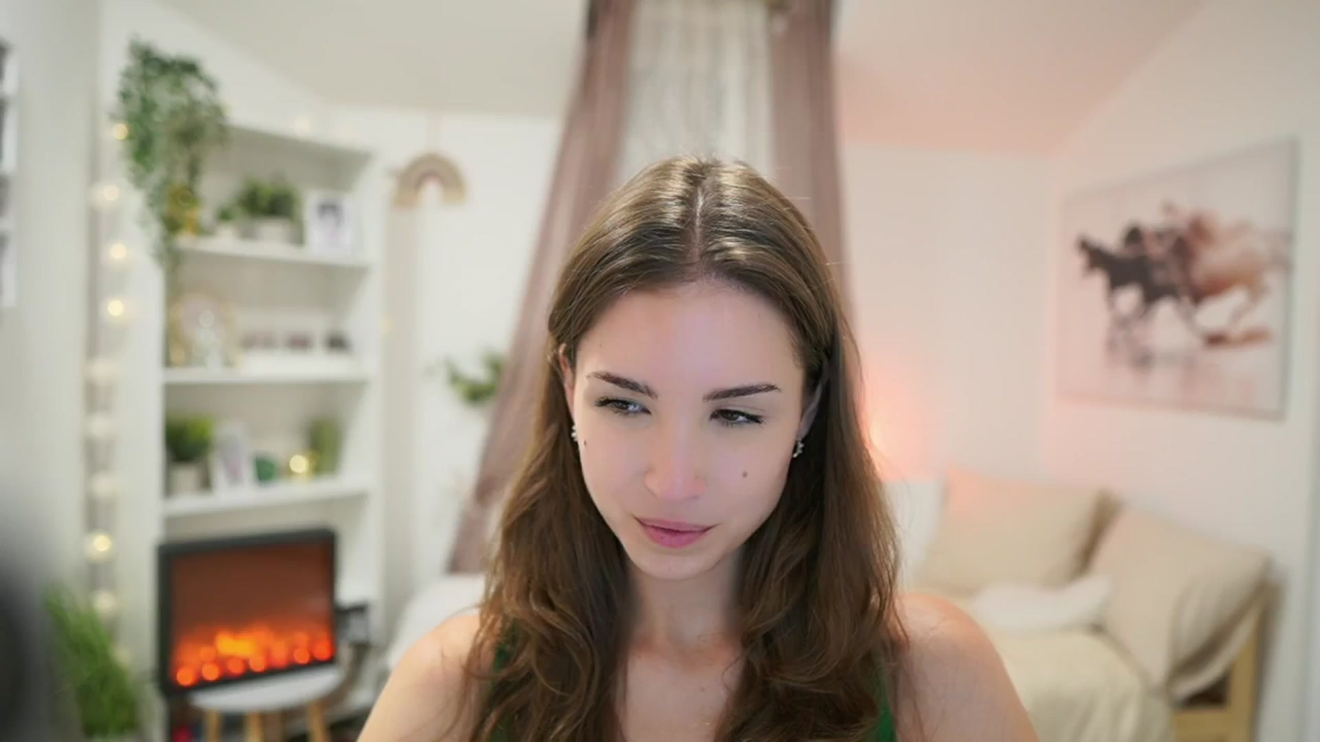 Gallery image thumbnail from Shy_jane's myfreecams stream on, 07/04/2024, 15:28 image 15 of 20
