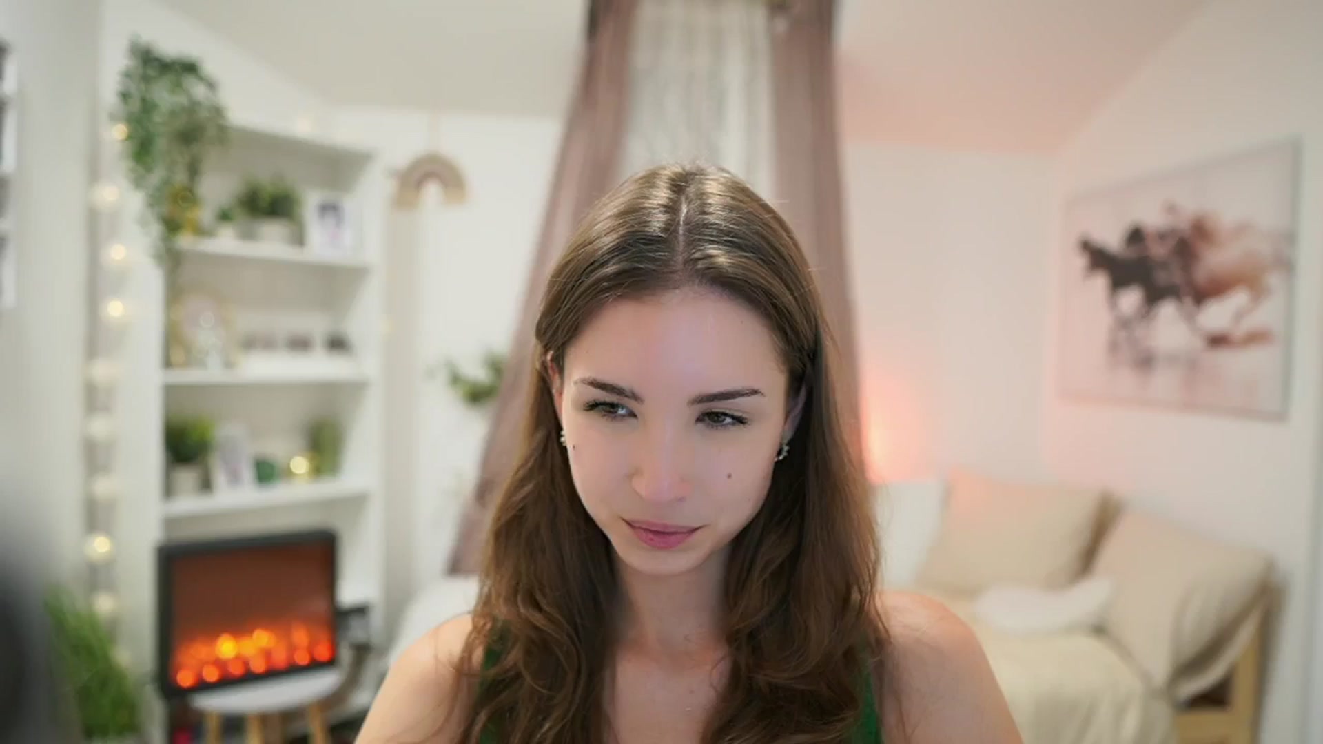 Gallery image thumbnail from Shy_jane's myfreecams stream on, 07/04/2024, 15:28 image 17 of 20