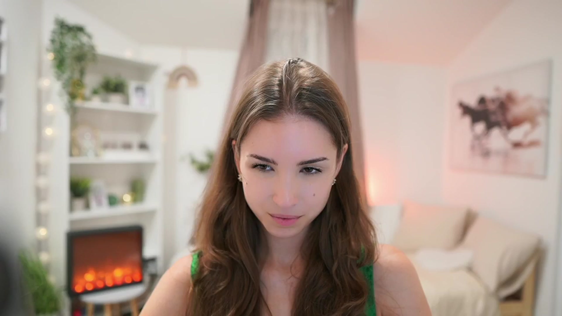 Gallery image thumbnail from Shy_jane's myfreecams stream on, 07/04/2024, 17:32 image 3 of 20