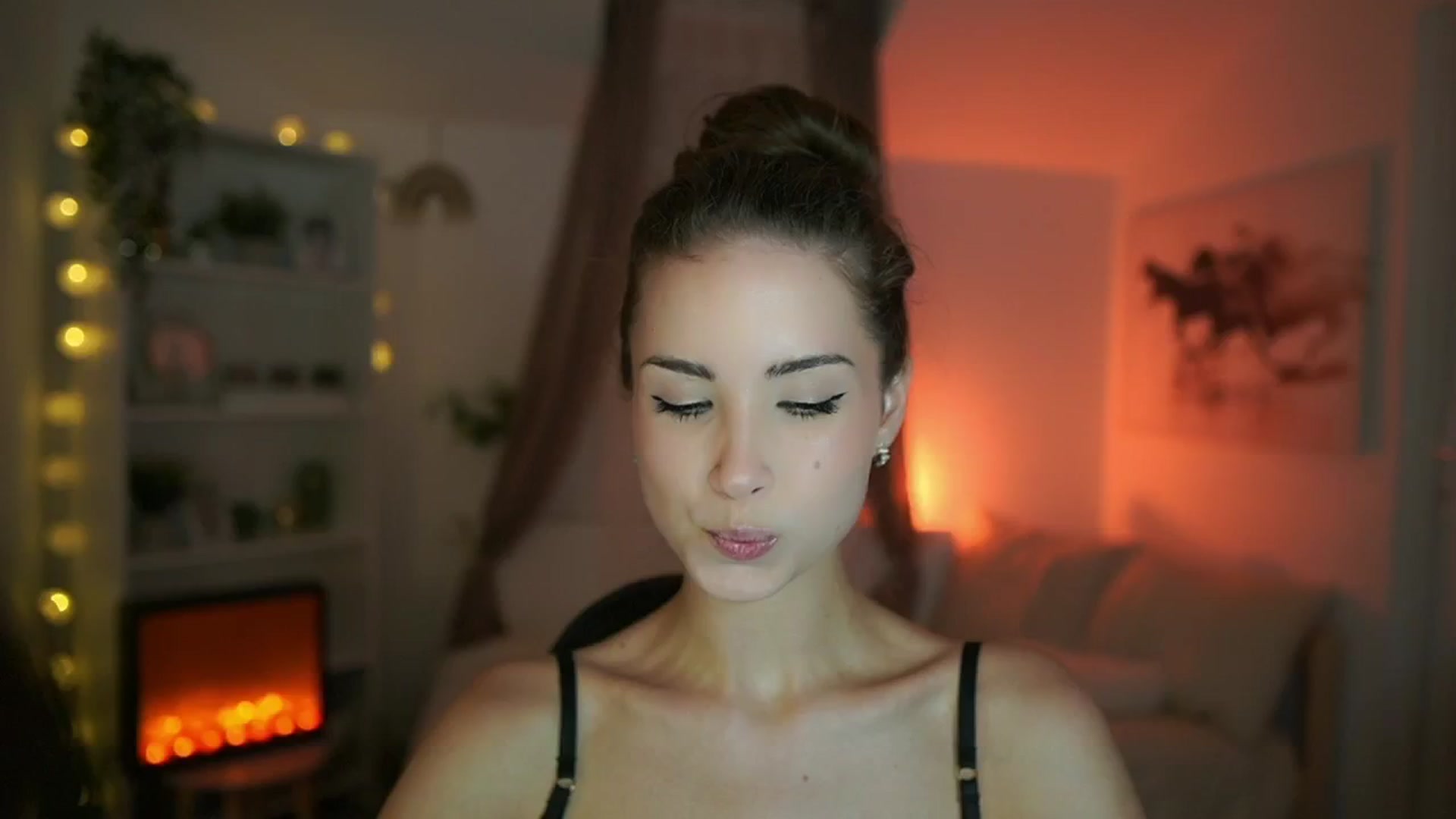 Gallery image thumbnail from Shy_jane's myfreecams stream on, 07/08/2024, 13:51 image 16 of 20