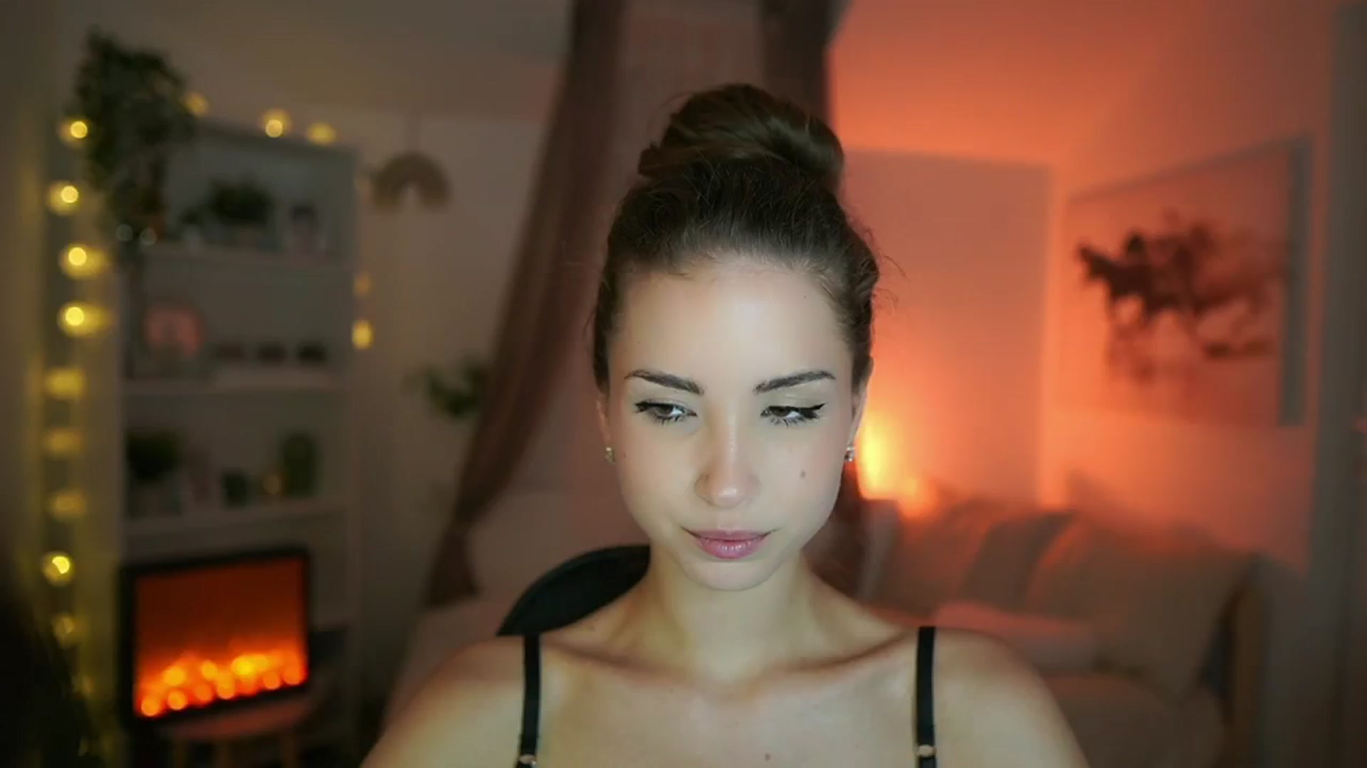 Gallery image thumbnail from Shy_jane's myfreecams stream on, 07/08/2024, 13:51 image 17 of 20