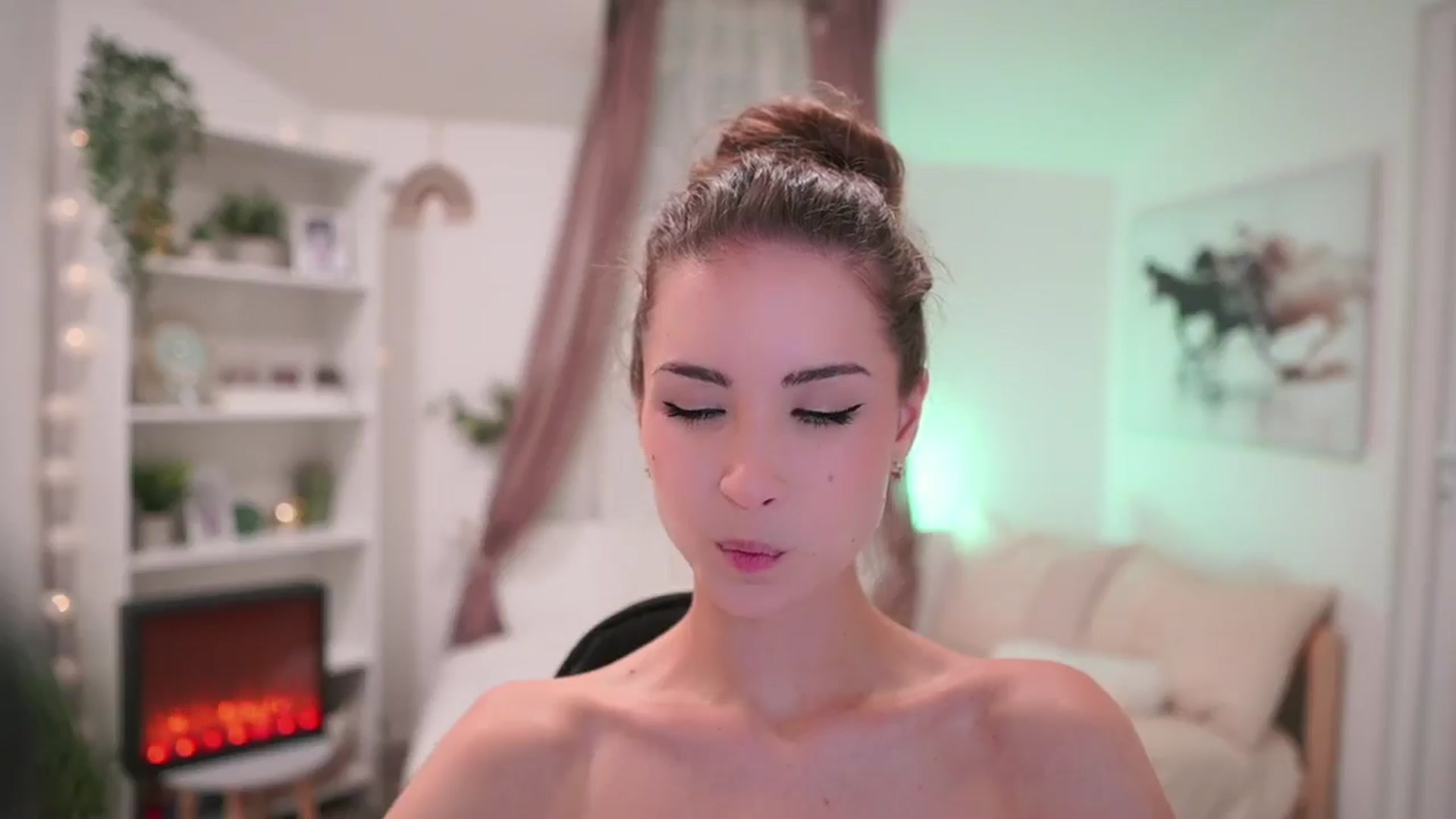 Gallery image thumbnail from Shy_jane's myfreecams stream on, 07/08/2024, 14:58 image 11 of 20