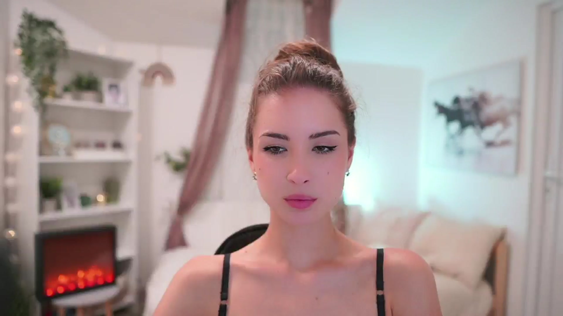 Gallery image thumbnail from Shy_jane's myfreecams stream on, 07/08/2024, 16:27 image 17 of 20