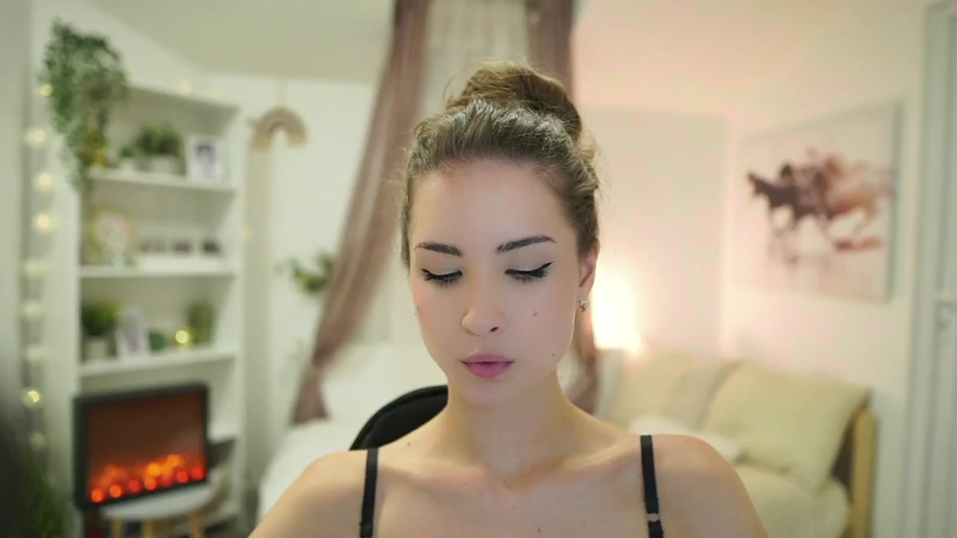 Gallery image thumbnail from Shy_jane's myfreecams stream on, 07/08/2024, 16:27 image 3 of 20
