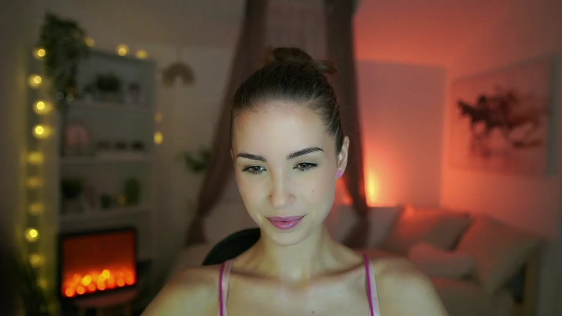 Gallery image thumbnail from Shy_jane's myfreecams stream on, 07/14/2024, 09:47 image 9 of 20