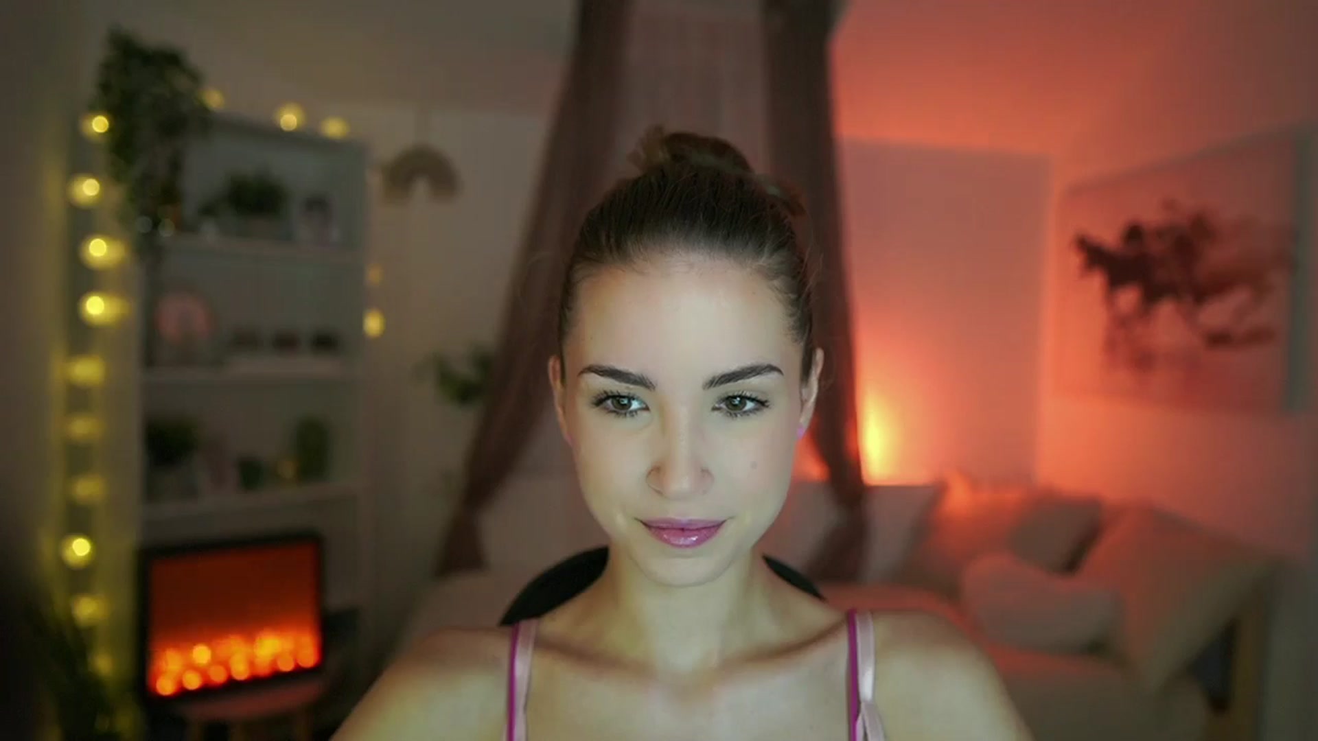 Gallery image thumbnail from Shy_jane's myfreecams stream on, 07/14/2024, 09:47 image 6 of 20