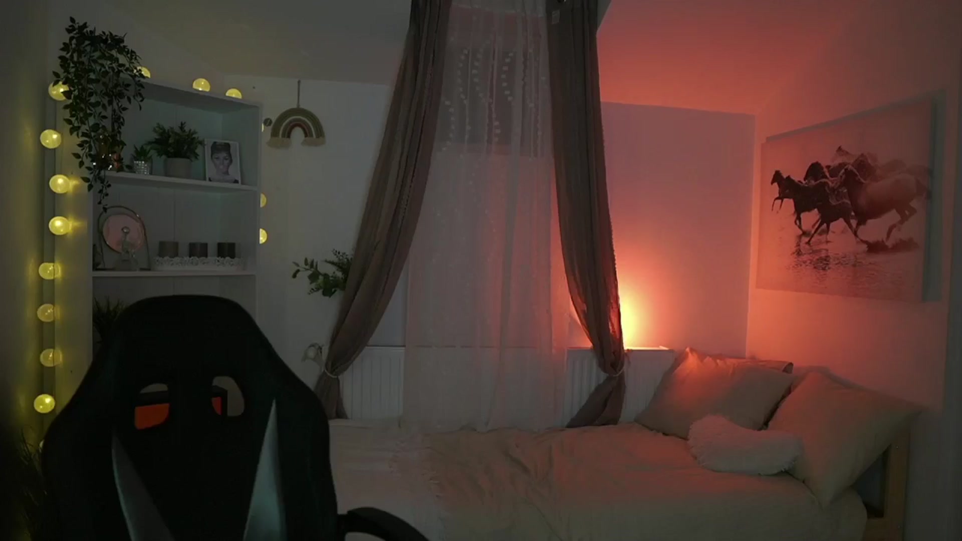 Gallery image thumbnail from Shy_jane's myfreecams stream on, 07/14/2024, 13:33 image 4 of 20