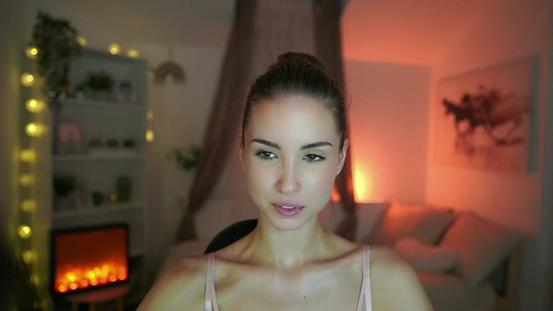 Gallery image thumbnail from Shy_jane's myfreecams stream on, 07/14/2024, 14:24 image 9 of 20