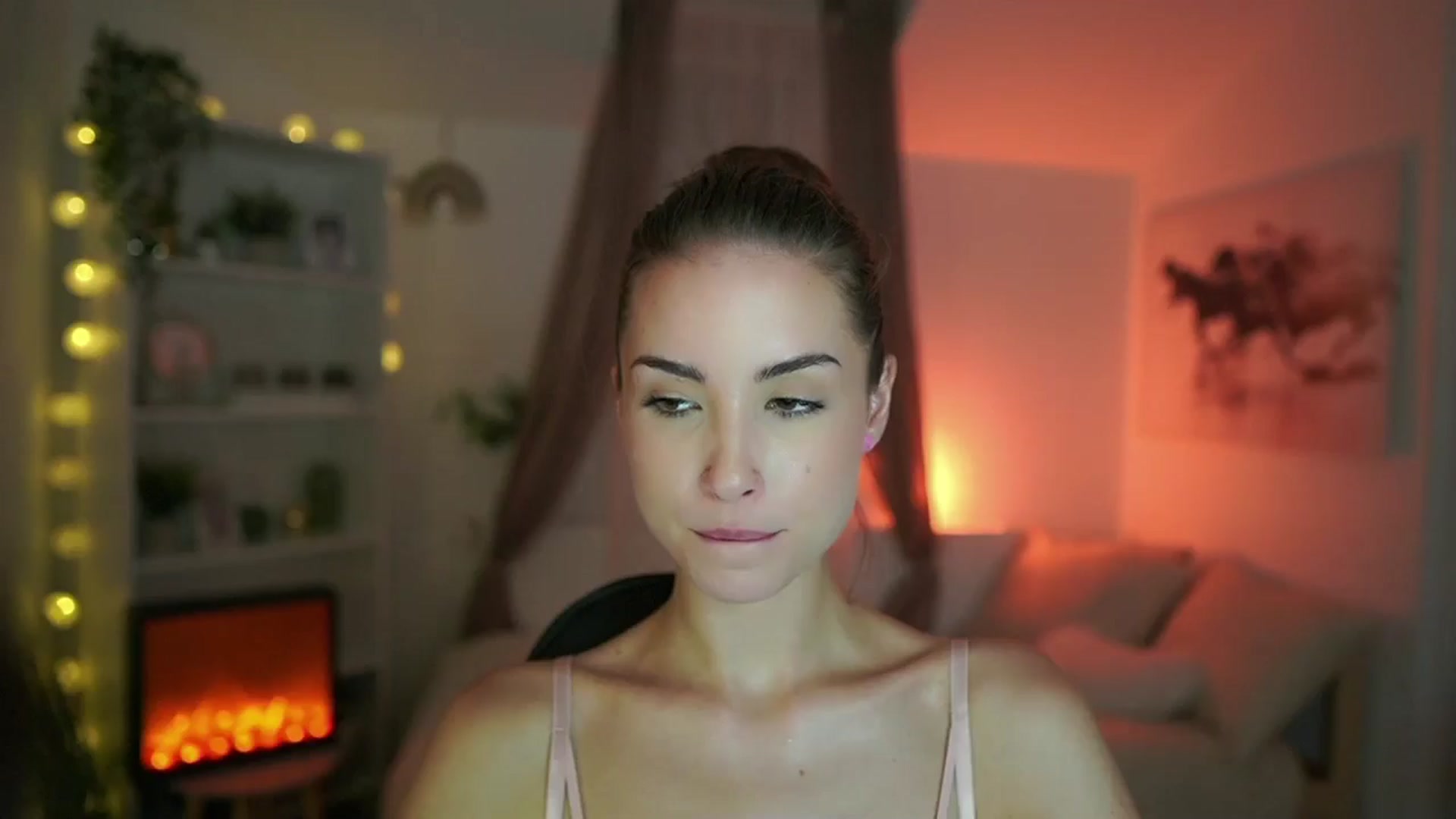 Gallery image thumbnail from Shy_jane's myfreecams stream on, 07/14/2024, 14:24 image 2 of 20