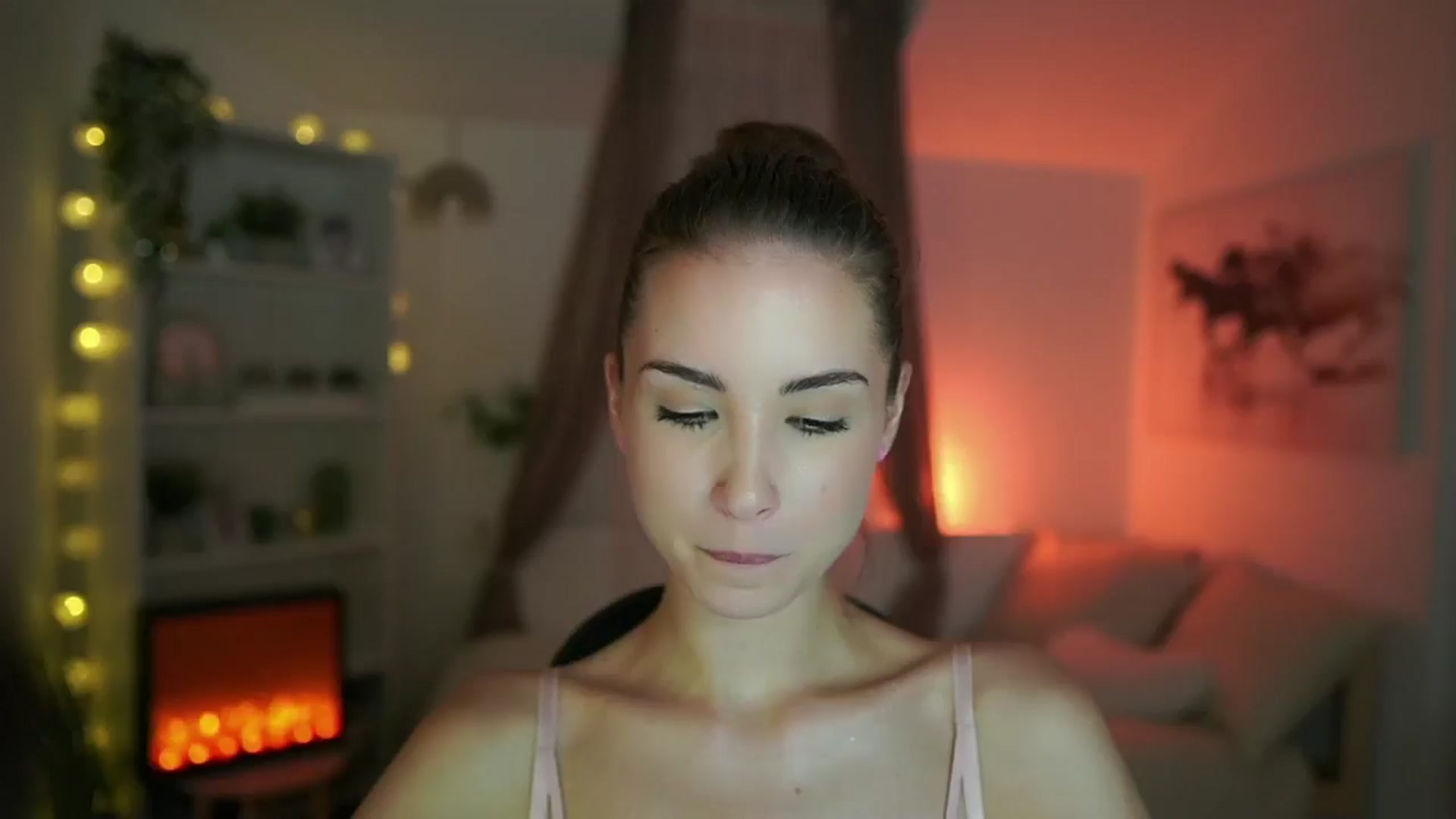 Gallery image thumbnail from Shy_jane's myfreecams stream on, 07/14/2024, 14:24 image 3 of 20