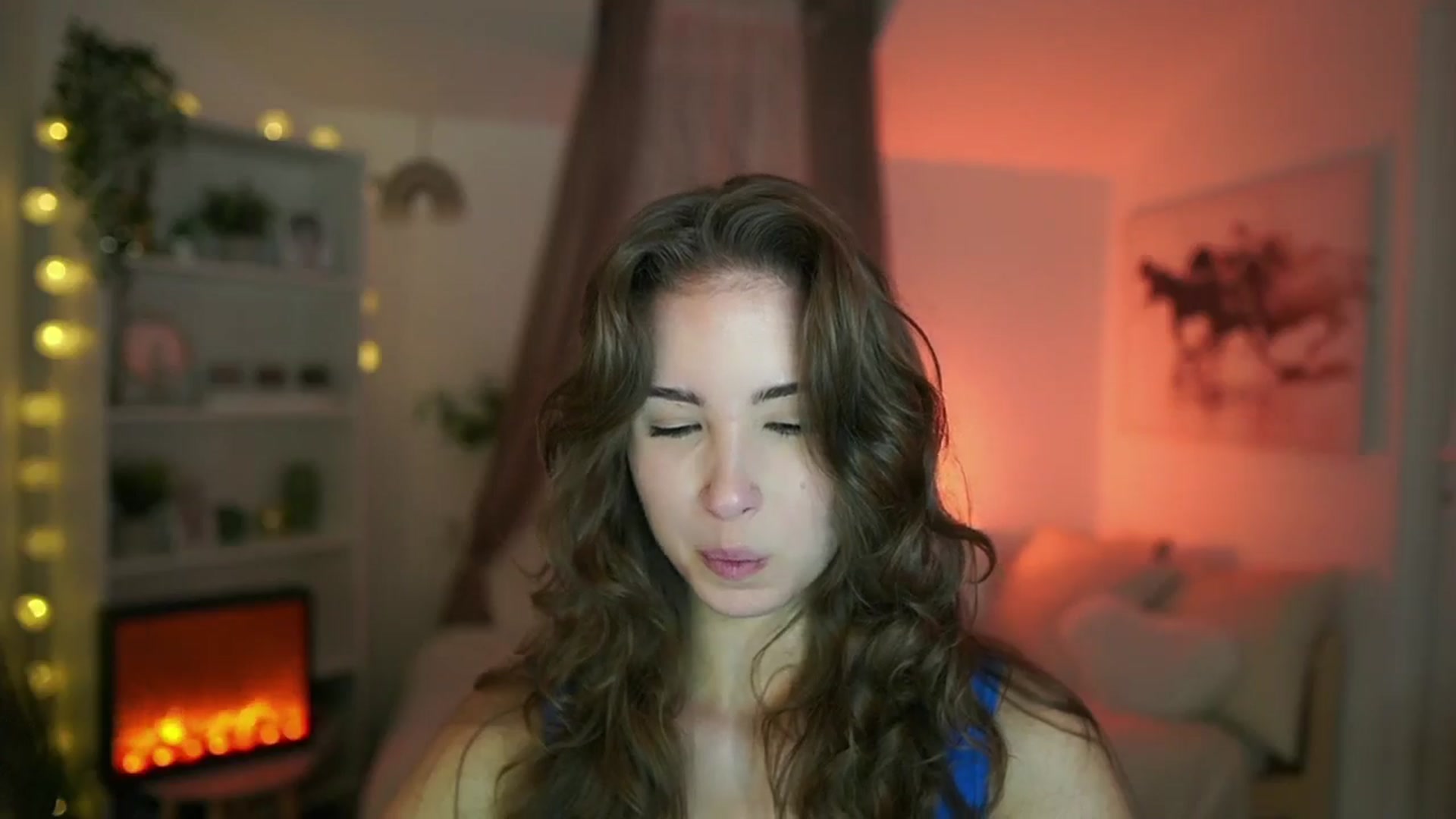 Gallery image thumbnail from Shy_jane's myfreecams stream on, 07/16/2024, 13:23 image 6 of 20