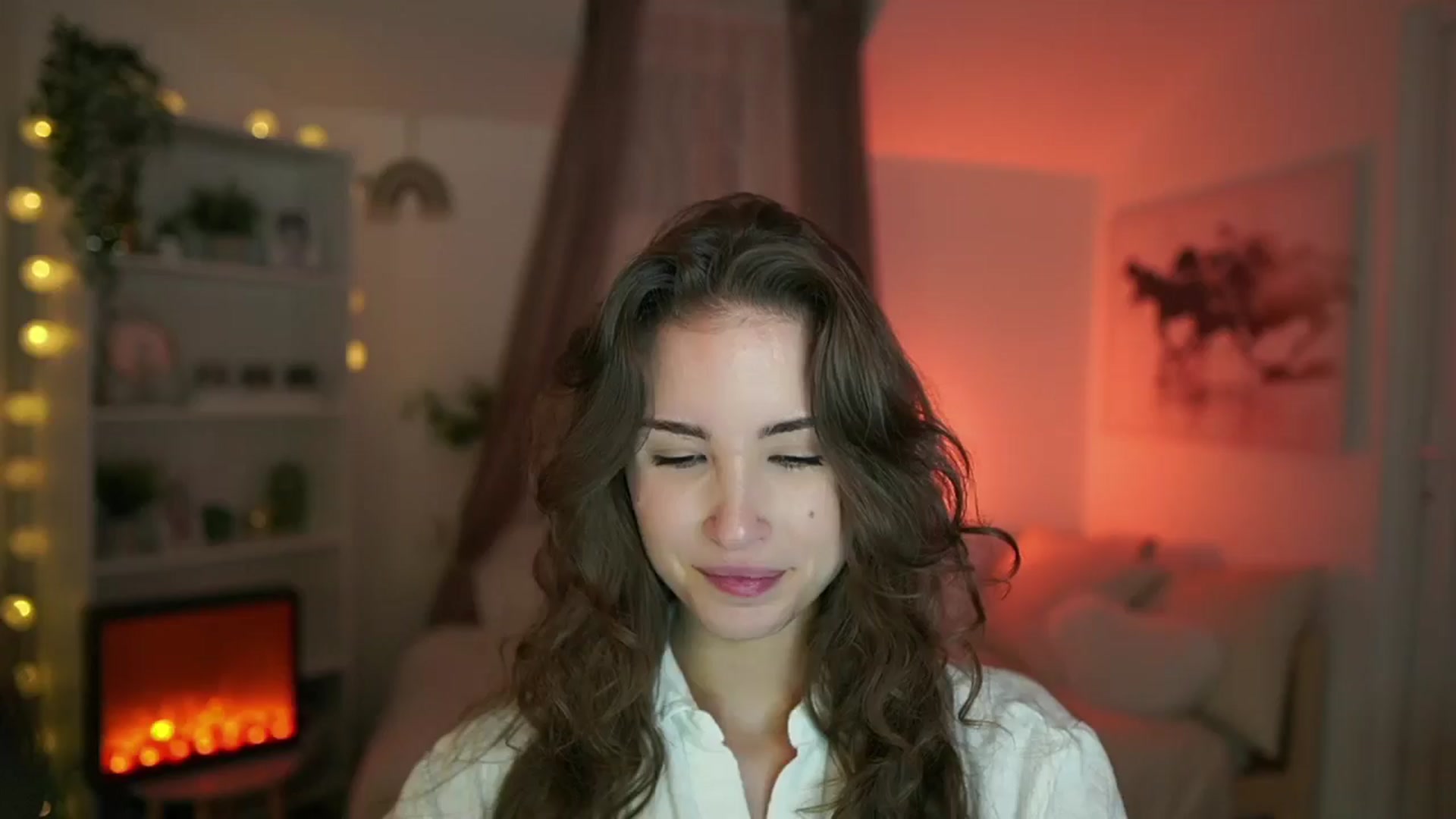Gallery image thumbnail from Shy_jane's myfreecams stream on, 07/16/2024, 15:47 image 4 of 20