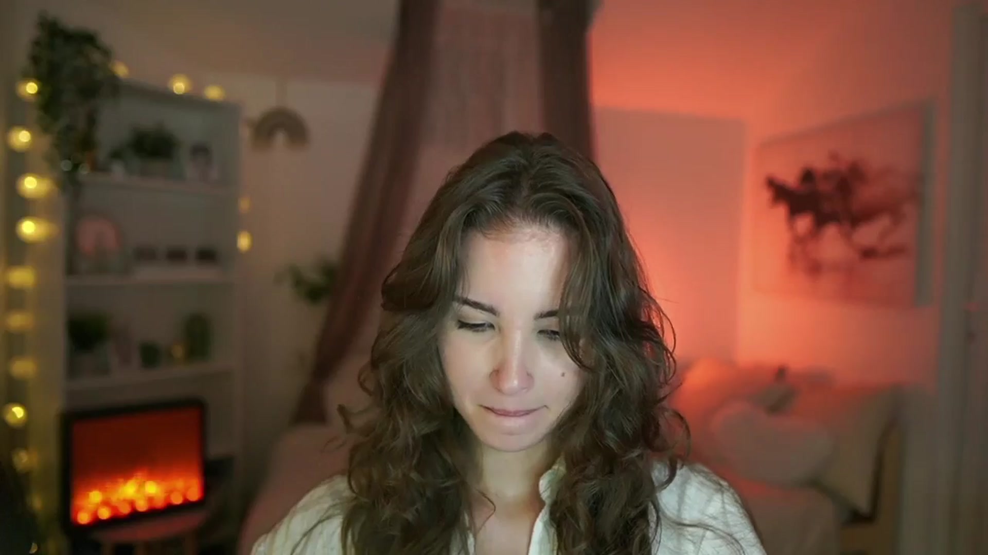 Gallery image thumbnail from Shy_jane's myfreecams stream on, 07/16/2024, 16:06 image 18 of 20
