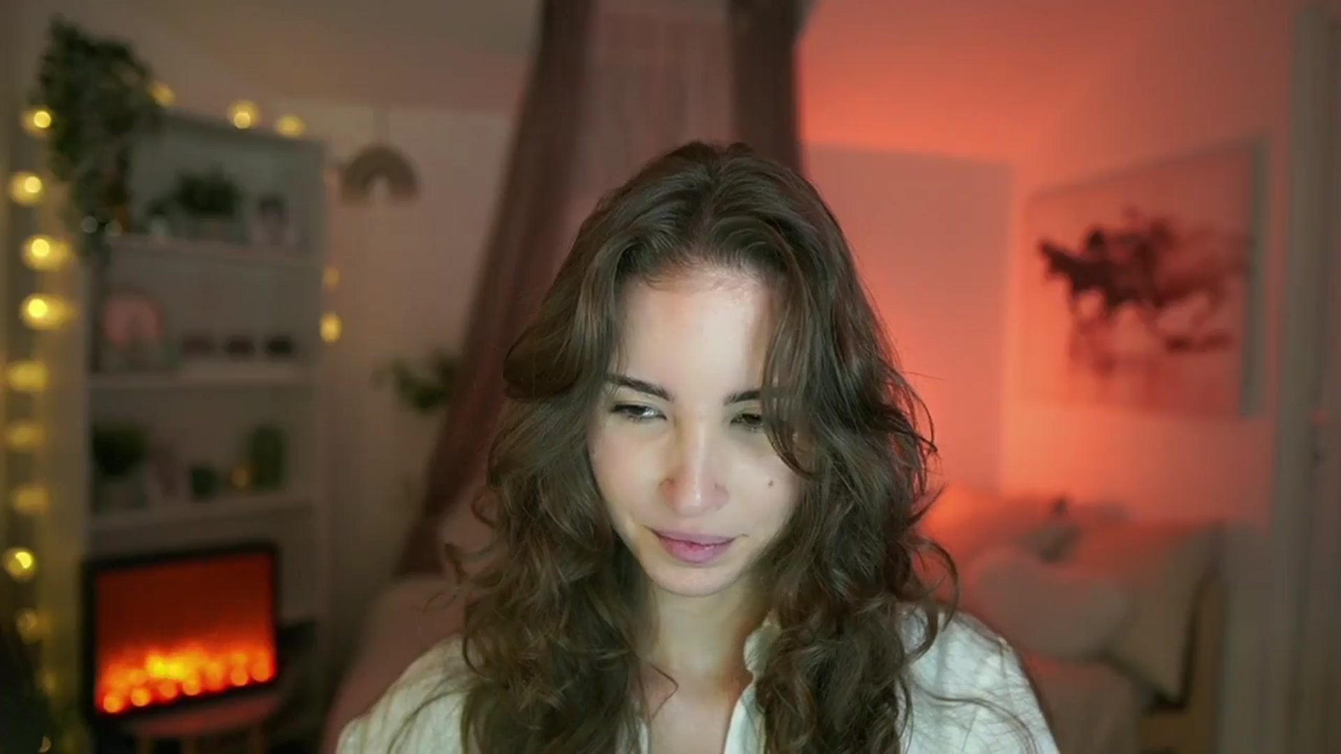 Gallery image thumbnail from Shy_jane's myfreecams stream on, 07/16/2024, 16:06 image 13 of 20