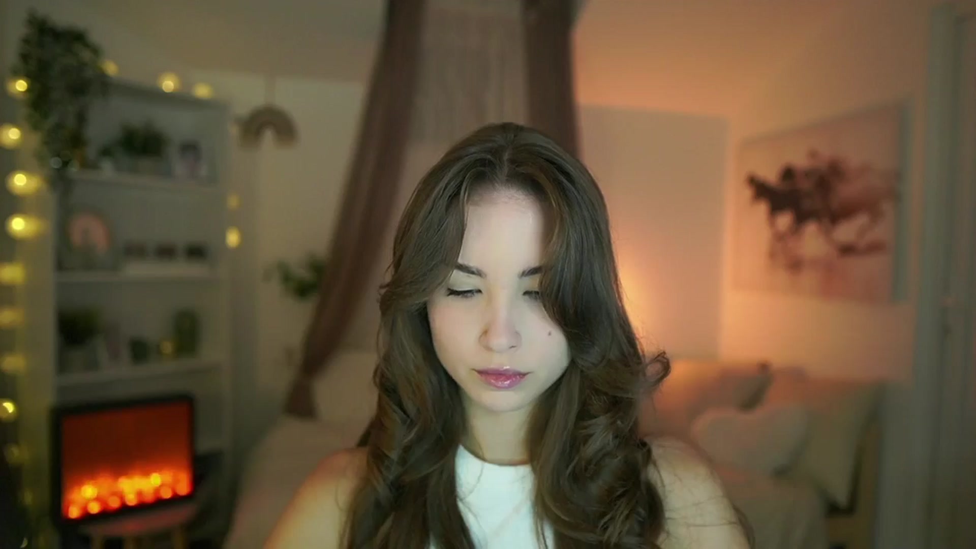 Gallery image thumbnail from Shy_jane's myfreecams stream on, 07/17/2024, 07:45 image 4 of 20