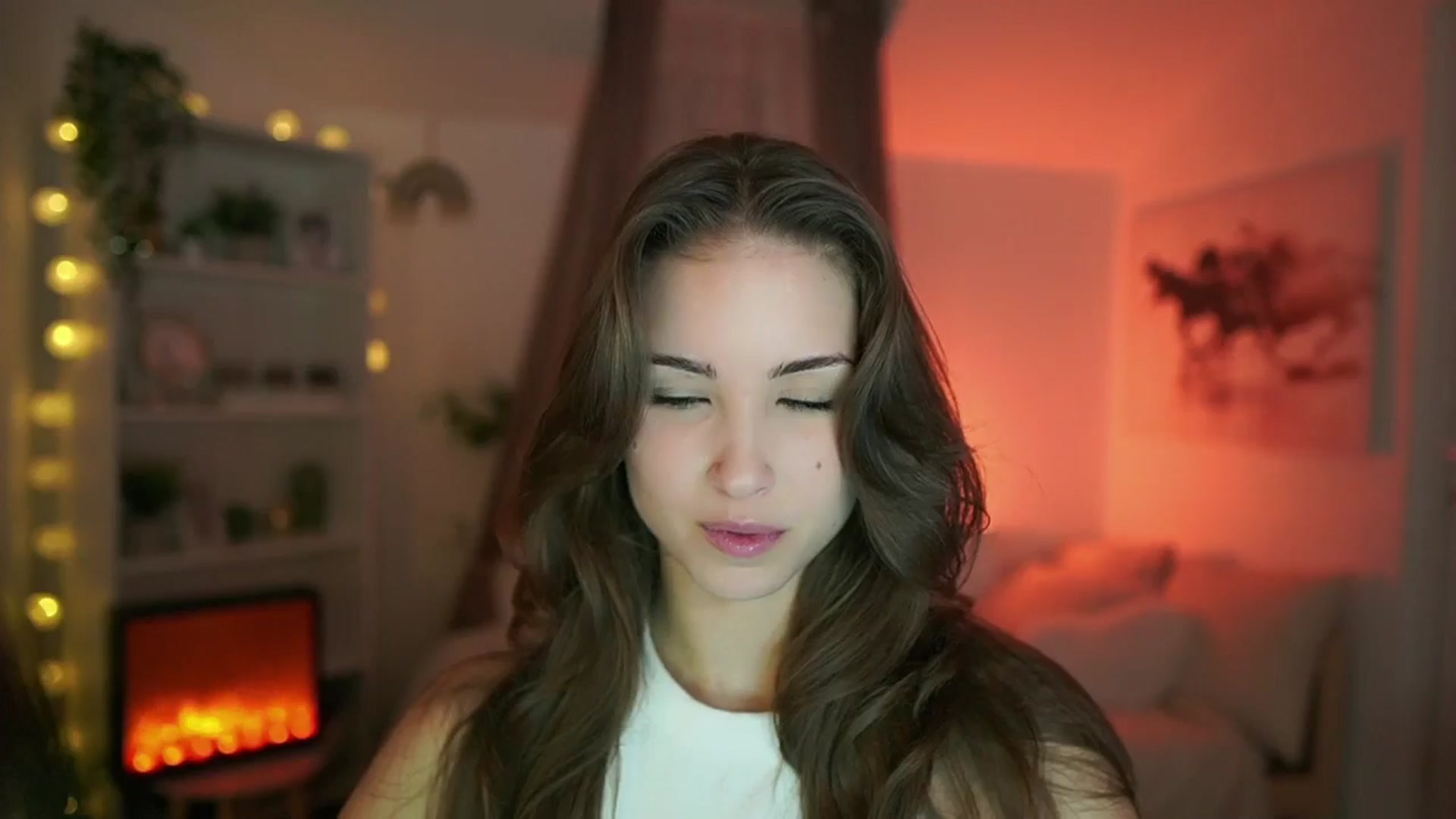 Gallery image thumbnail from Shy_jane's myfreecams stream on, 07/18/2024, 09:56 image 9 of 20