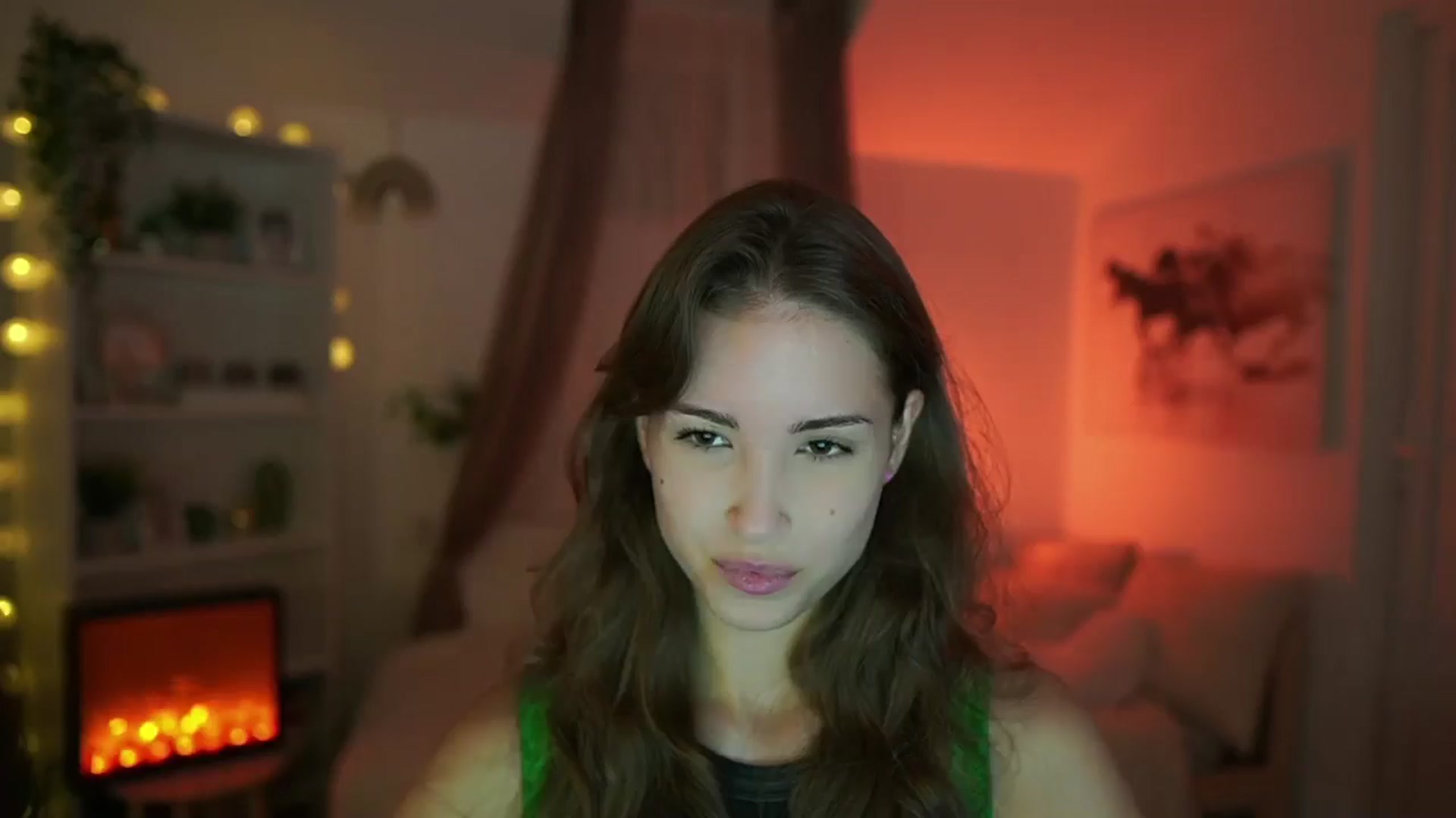 Gallery image thumbnail from Shy_jane's myfreecams stream on, 07/25/2024, 08:55 image 9 of 20