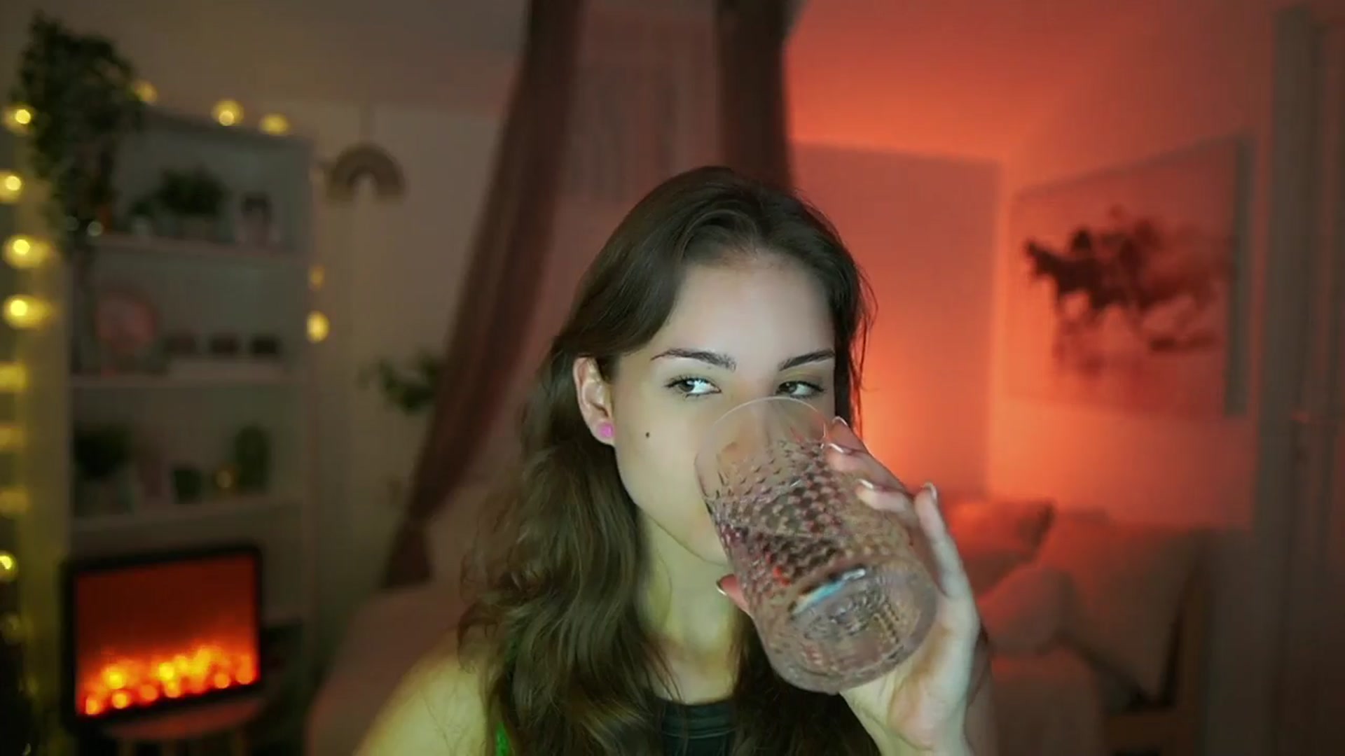 Gallery image thumbnail from Shy_jane's myfreecams stream on, 07/25/2024, 10:10 image 3 of 20