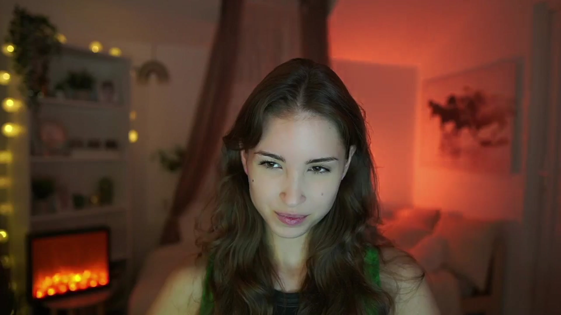 Gallery image thumbnail from Shy_jane's myfreecams stream on, 07/25/2024, 10:10 image 9 of 20