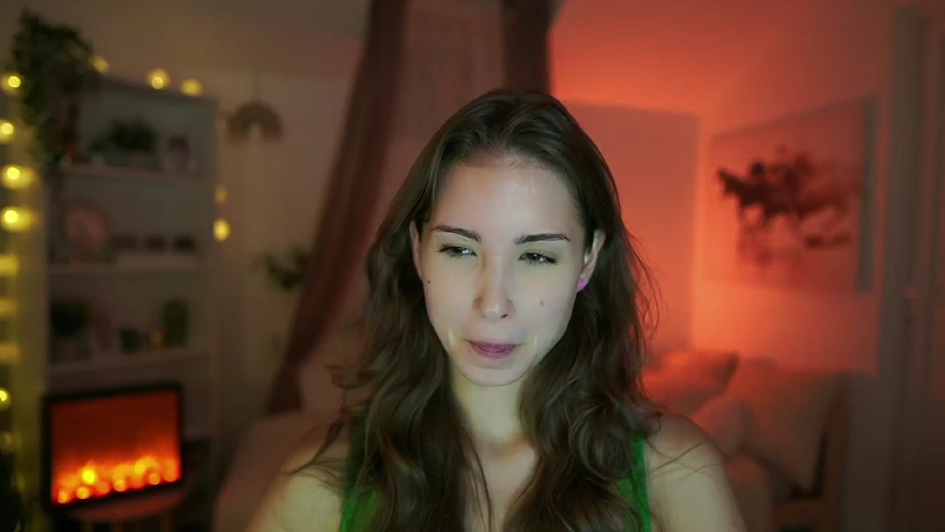 Gallery image thumbnail from Shy_jane's myfreecams stream on, 07/25/2024, 11:25 image 16 of 20