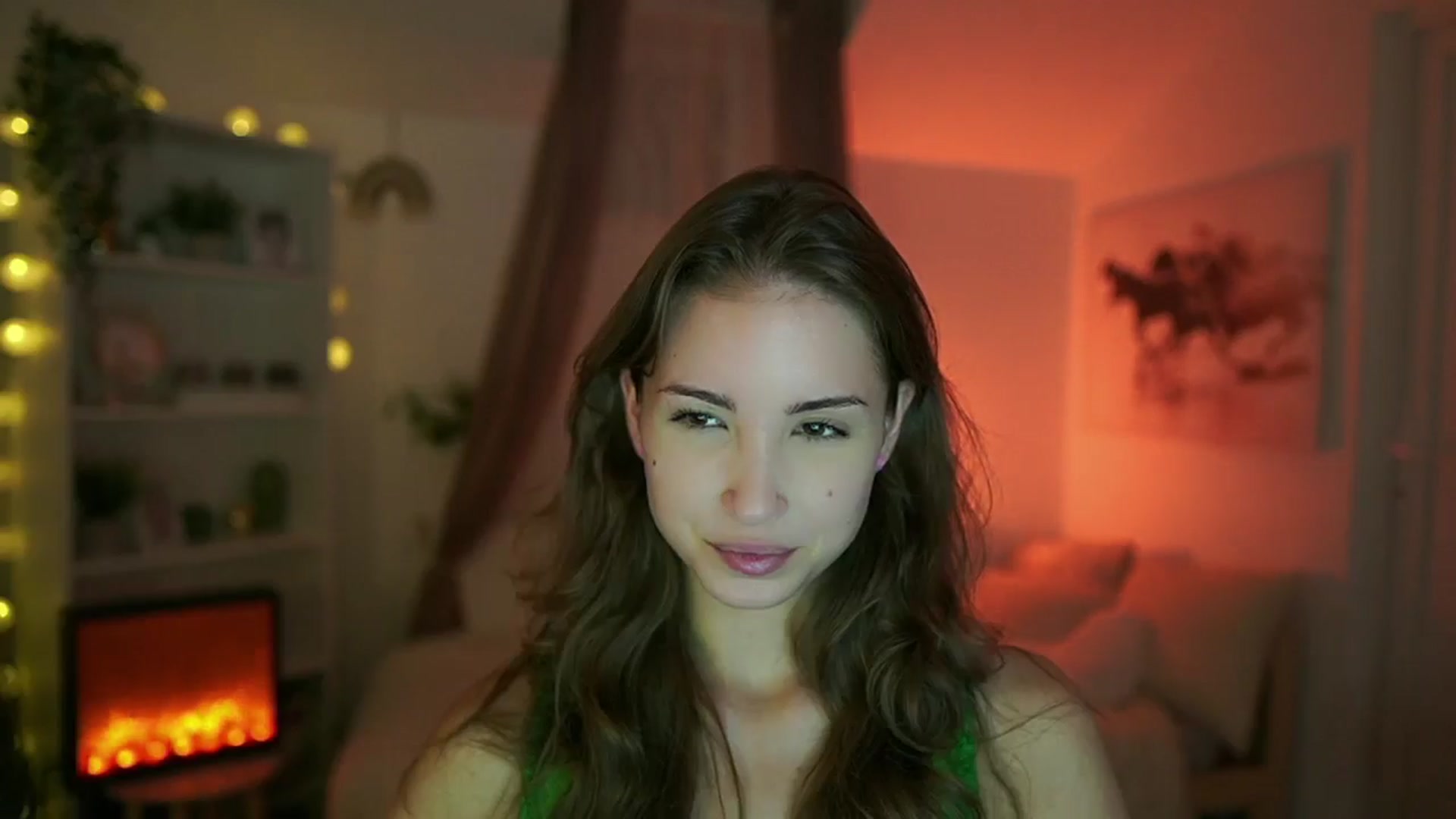 Gallery image thumbnail from Shy_jane's myfreecams stream on, 07/25/2024, 11:25 image 12 of 20