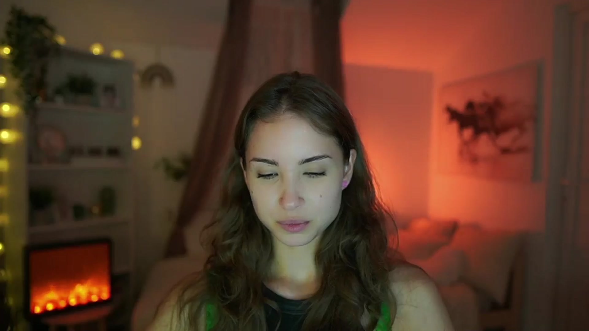 Gallery image thumbnail from Shy_jane's myfreecams stream on, 07/25/2024, 13:02 image 3 of 20