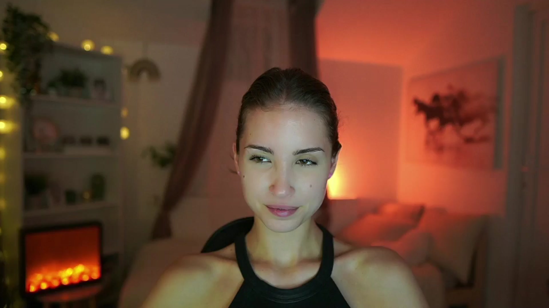 Gallery image thumbnail from Shy_jane's myfreecams stream on, 07/25/2024, 14:18 image 3 of 20