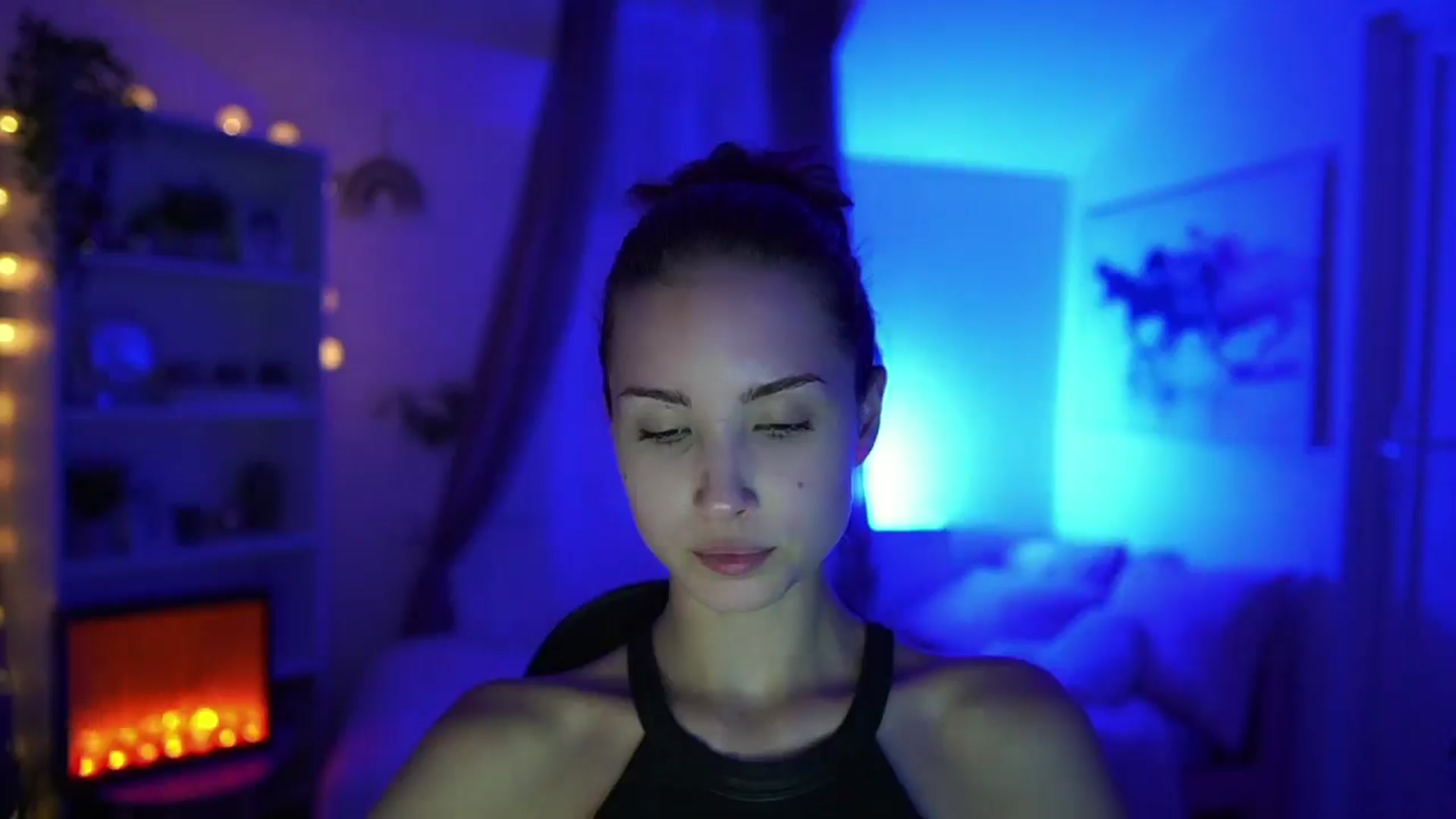 Gallery image thumbnail from Shy_jane's myfreecams stream on, 07/25/2024, 14:18 image 17 of 20