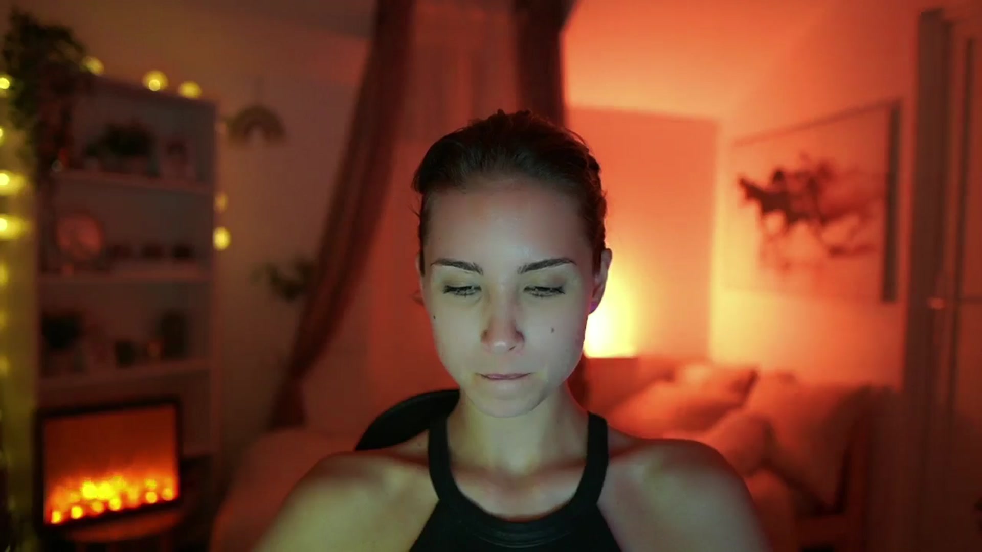 Gallery image thumbnail from Shy_jane's myfreecams stream on, 07/25/2024, 14:18 image 7 of 20
