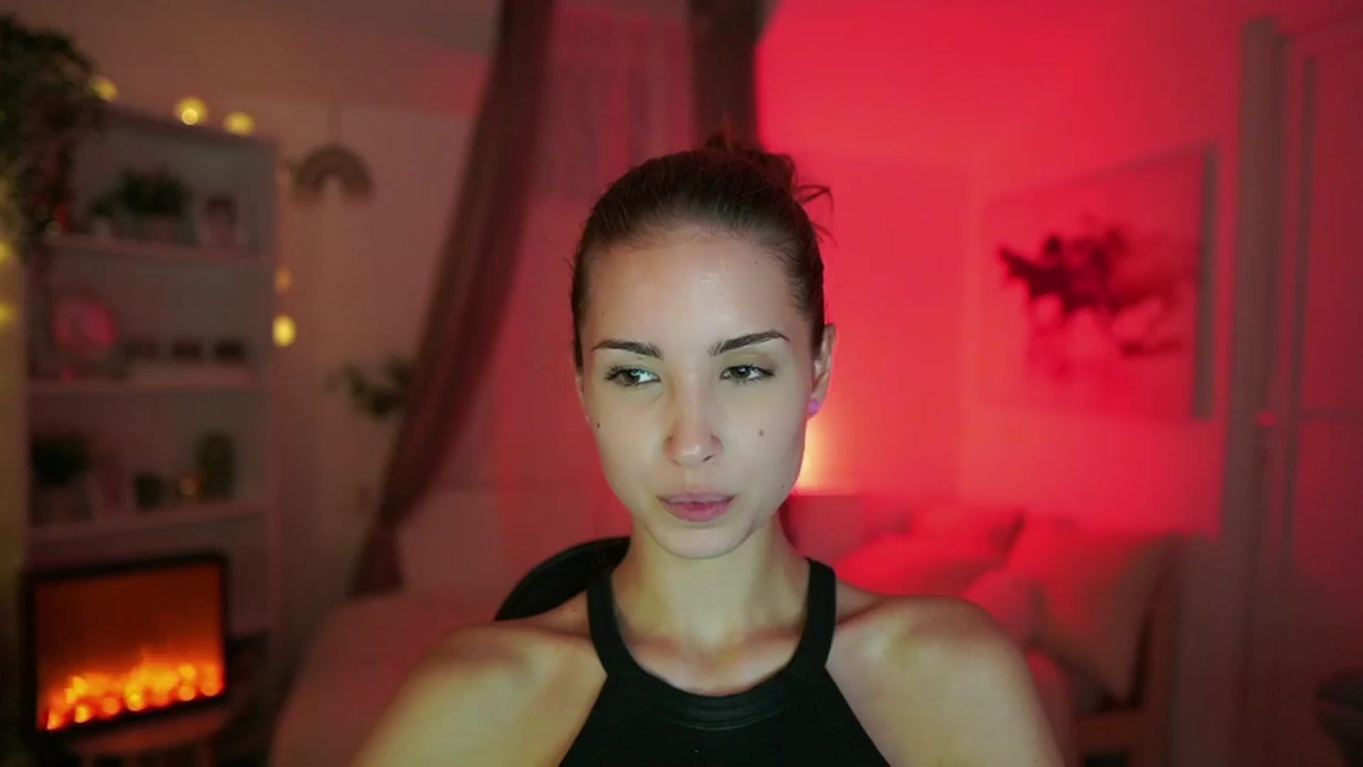 Gallery image thumbnail from Shy_jane's myfreecams stream on, 07/25/2024, 16:18 image 7 of 20