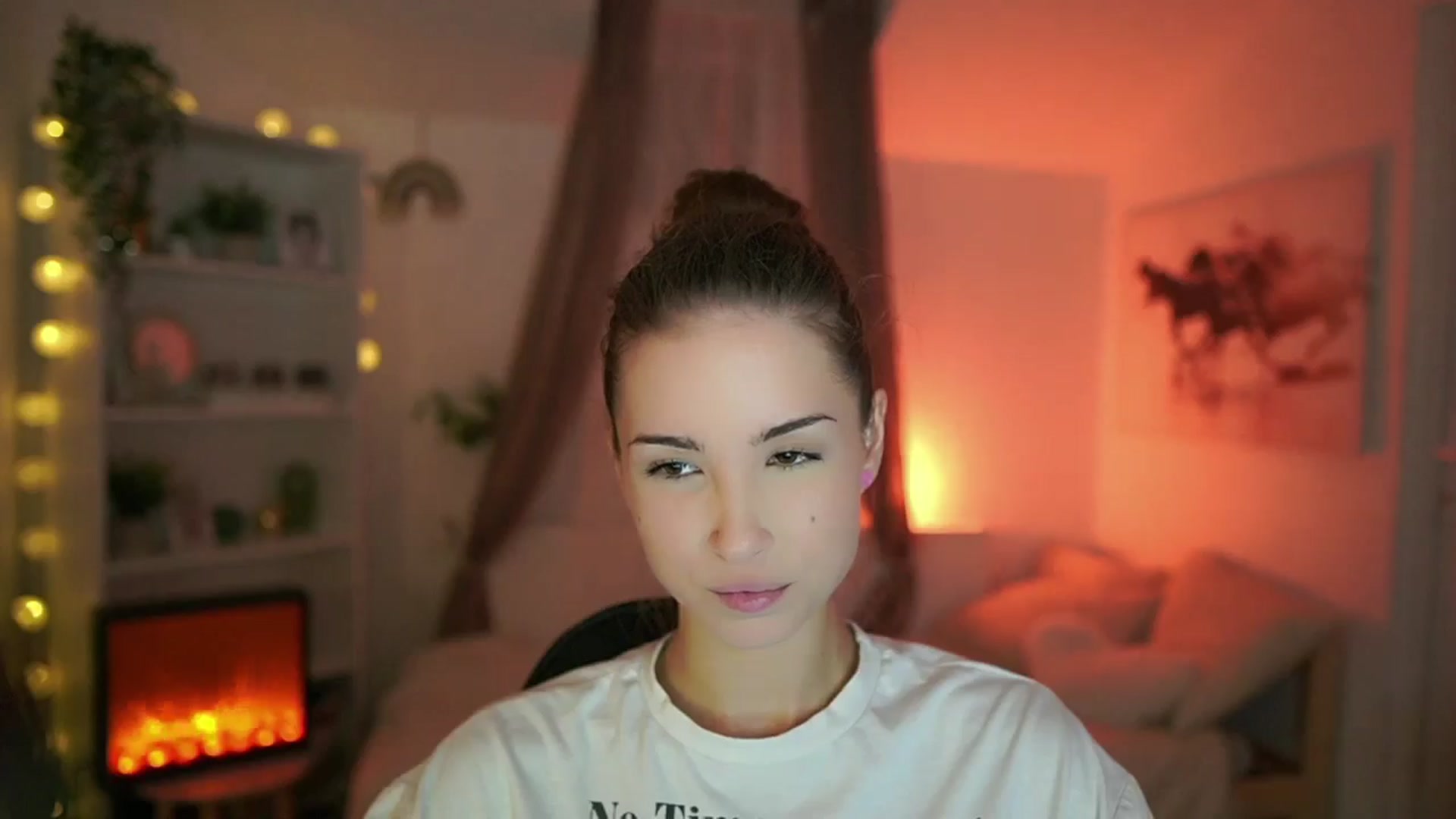 Gallery image thumbnail from Shy_jane's myfreecams stream on, 07/26/2024, 09:46 image 13 of 20