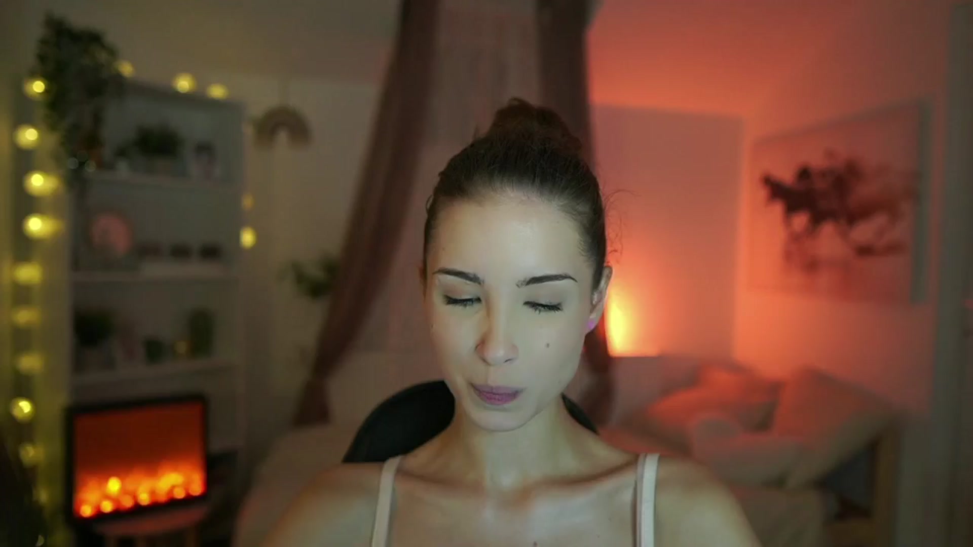 Gallery image thumbnail from Shy_jane's myfreecams stream on, 07/26/2024, 10:38 image 1 of 20