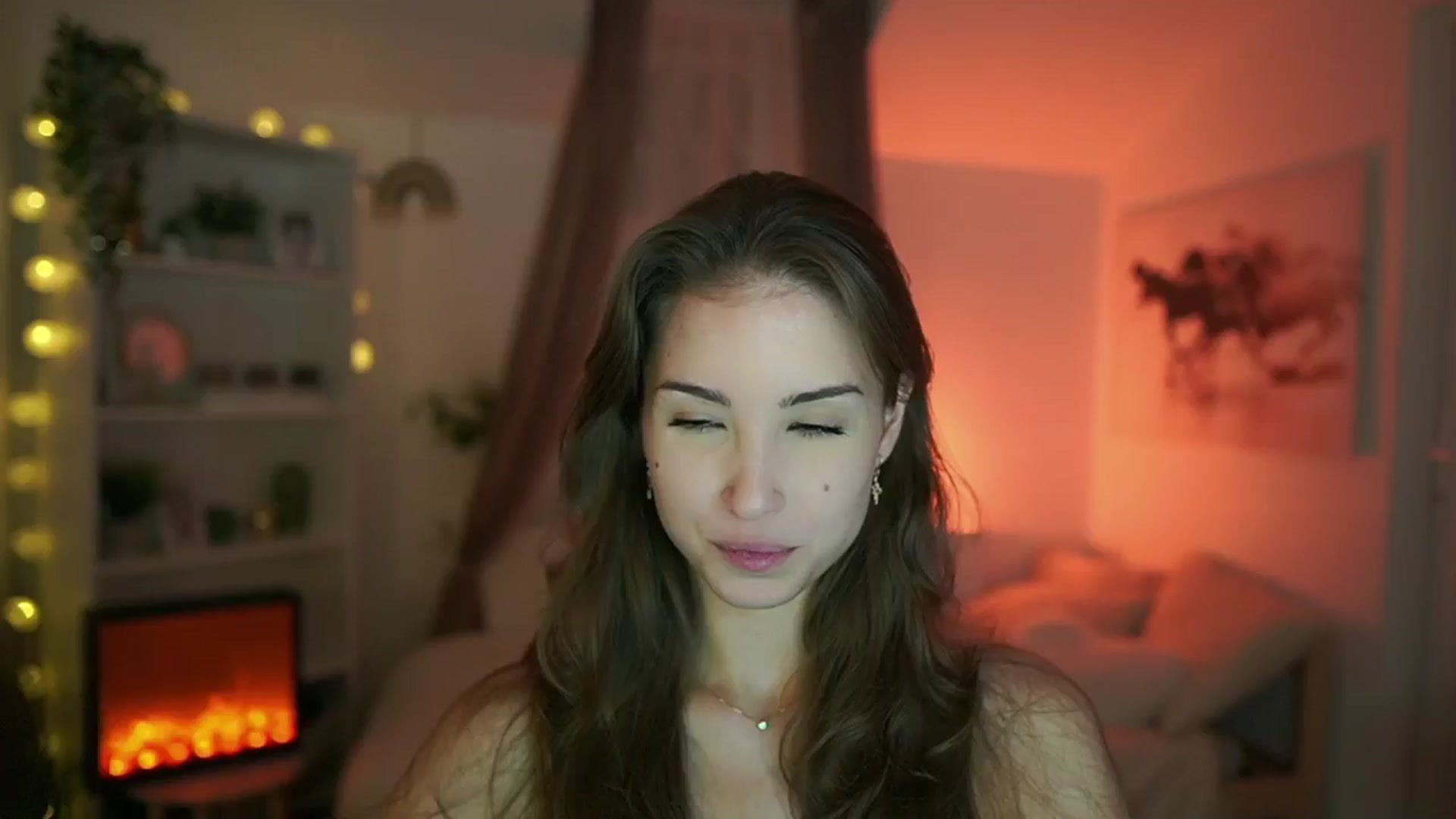 Gallery image thumbnail from Shy_jane's myfreecams stream on, 07/28/2024, 11:20 image 12 of 20