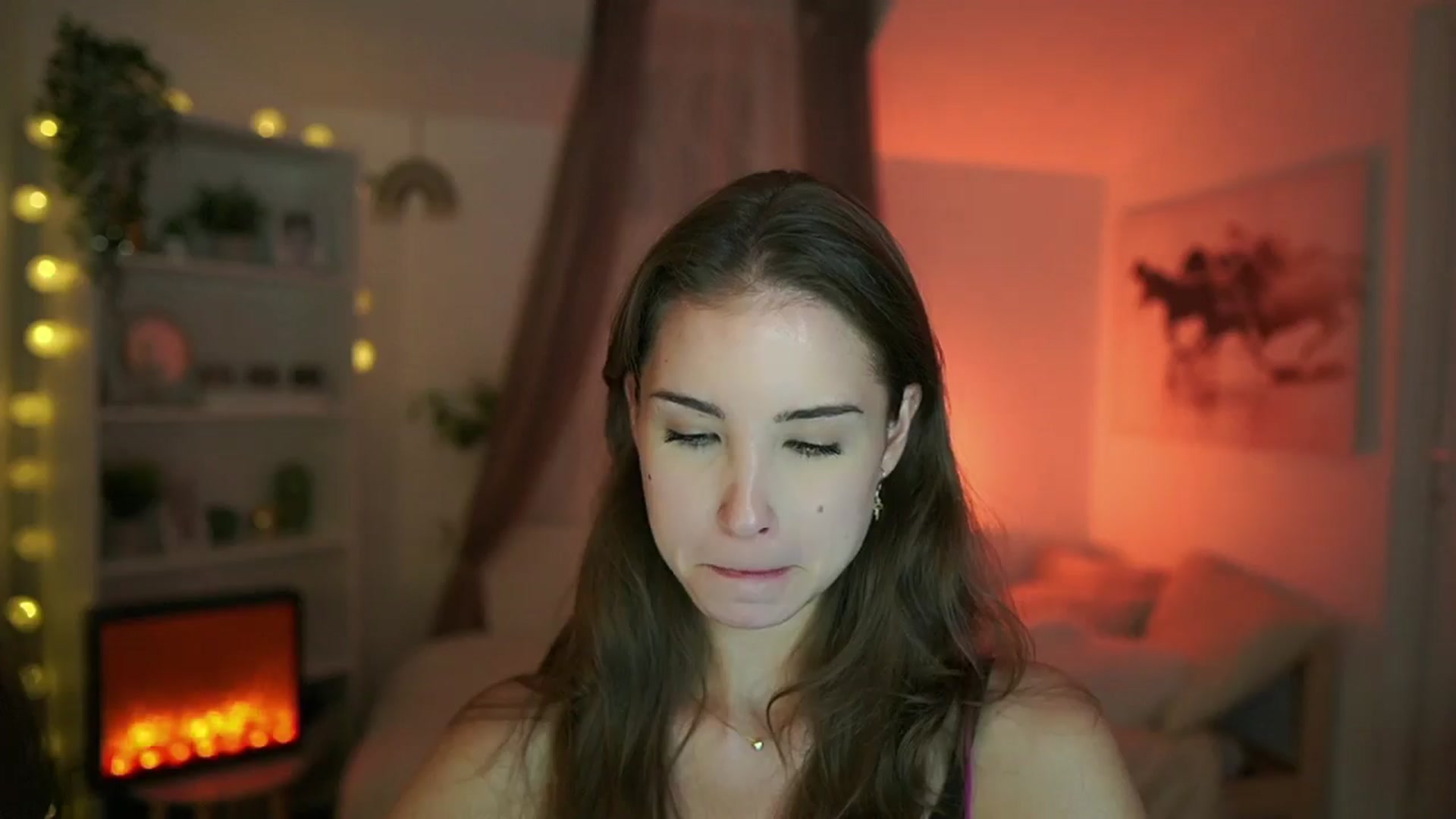 Gallery image thumbnail from Shy_jane's myfreecams stream on, 07/28/2024, 13:14 image 9 of 20