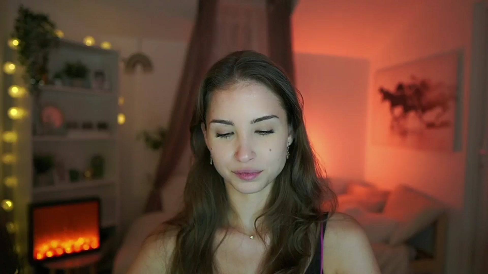Gallery image thumbnail from Shy_jane's myfreecams stream on, 07/28/2024, 13:14 image 13 of 20
