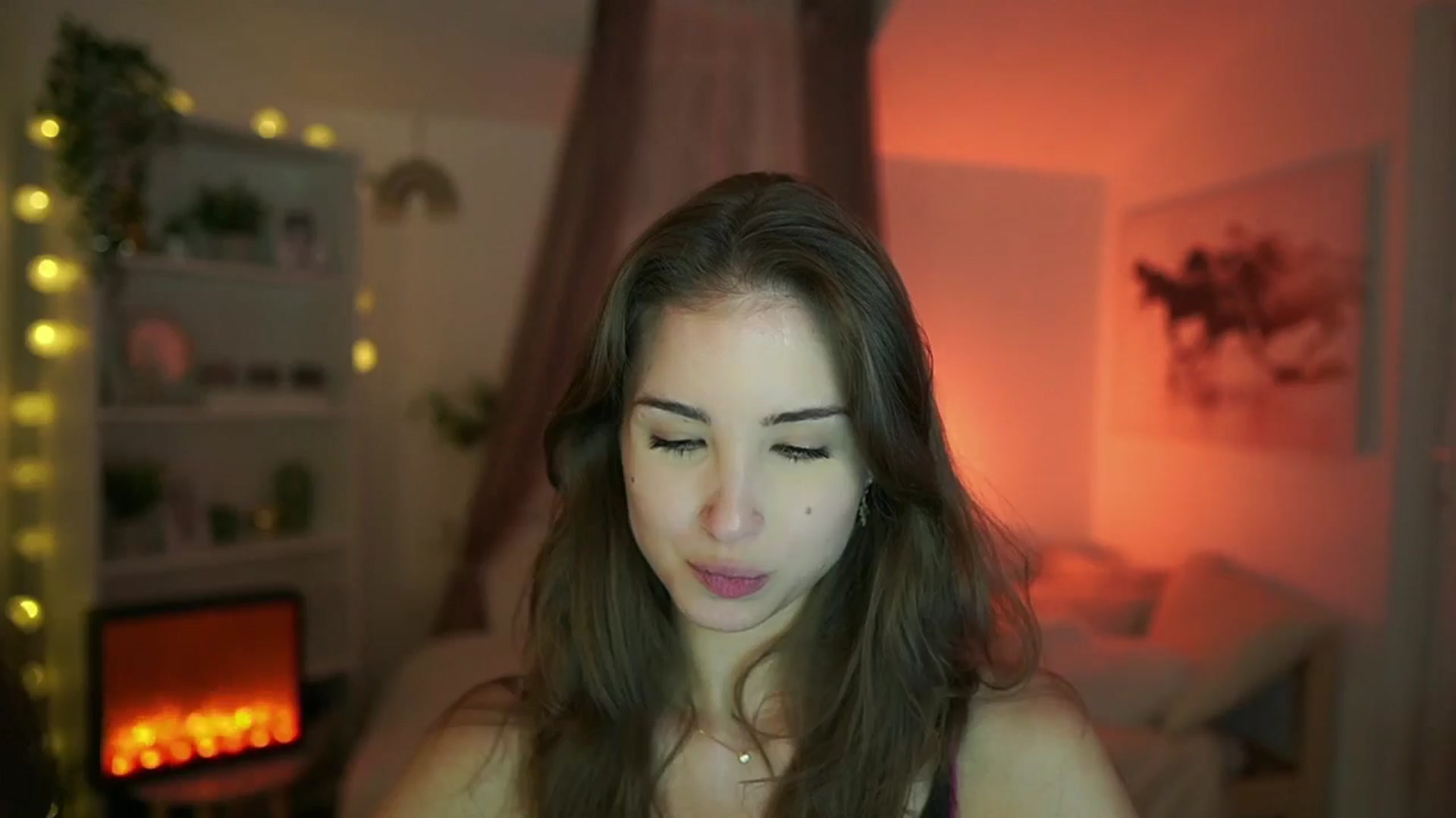 Gallery image thumbnail from Shy_jane's myfreecams stream on, 07/28/2024, 13:14 image 5 of 20