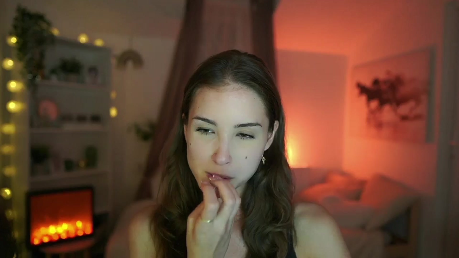 Gallery image thumbnail from Shy_jane's myfreecams stream on, 07/28/2024, 14:12 image 15 of 20