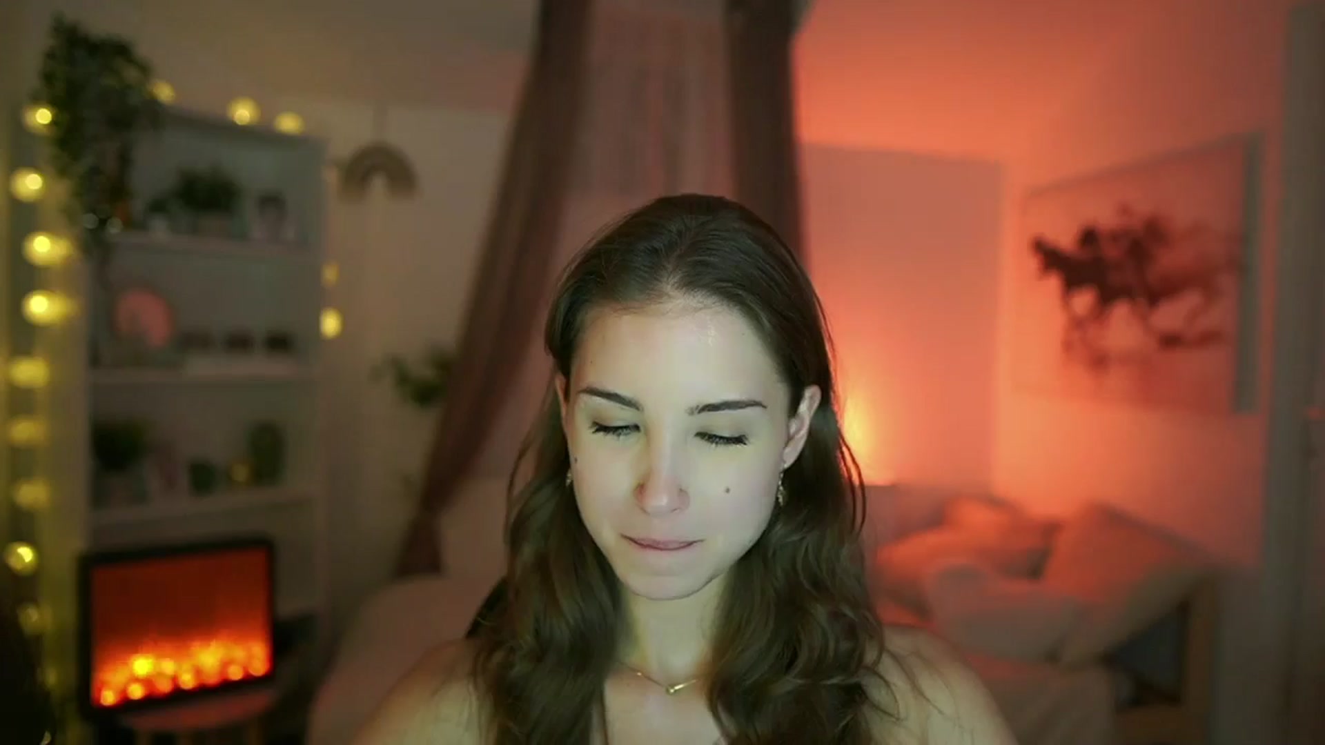 Gallery image thumbnail from Shy_jane's myfreecams stream on, 07/28/2024, 15:32 image 6 of 20