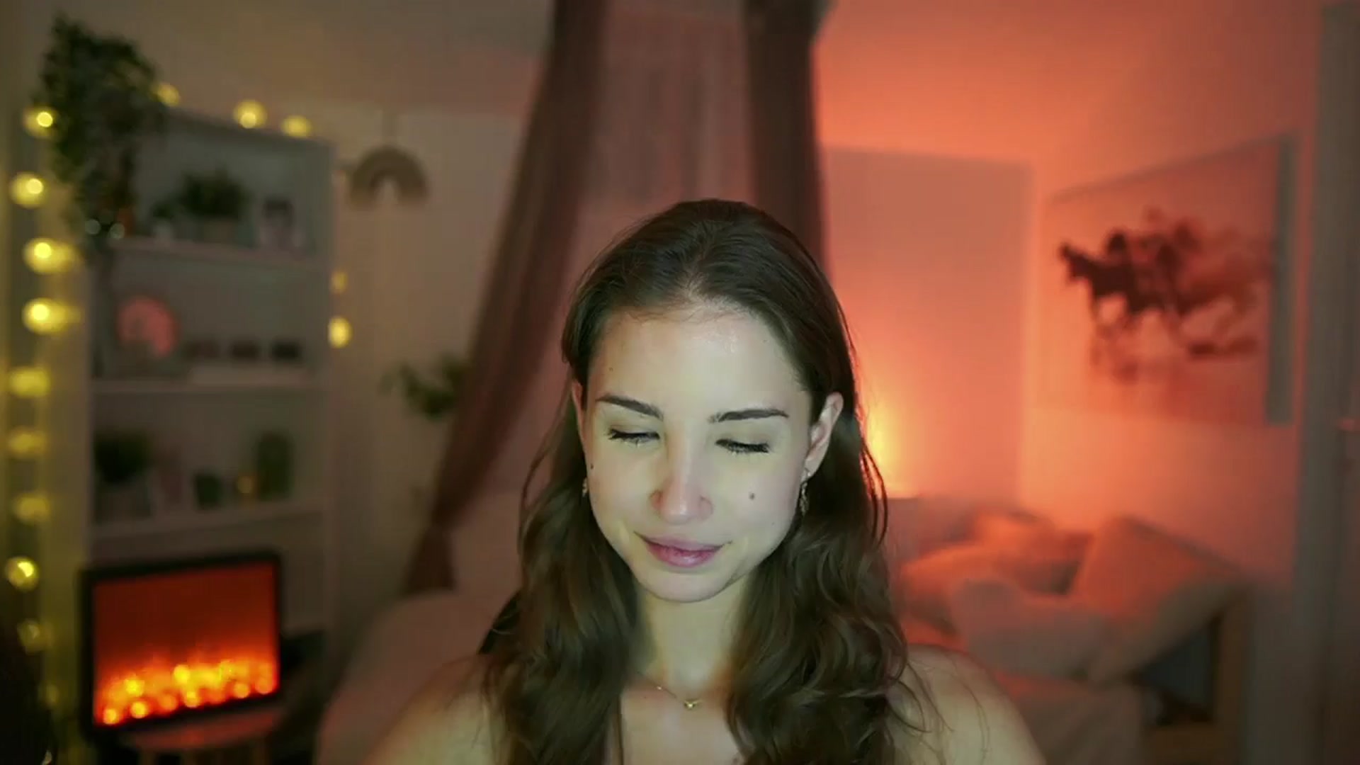 Gallery image thumbnail from Shy_jane's myfreecams stream on, 07/28/2024, 15:32 image 8 of 20
