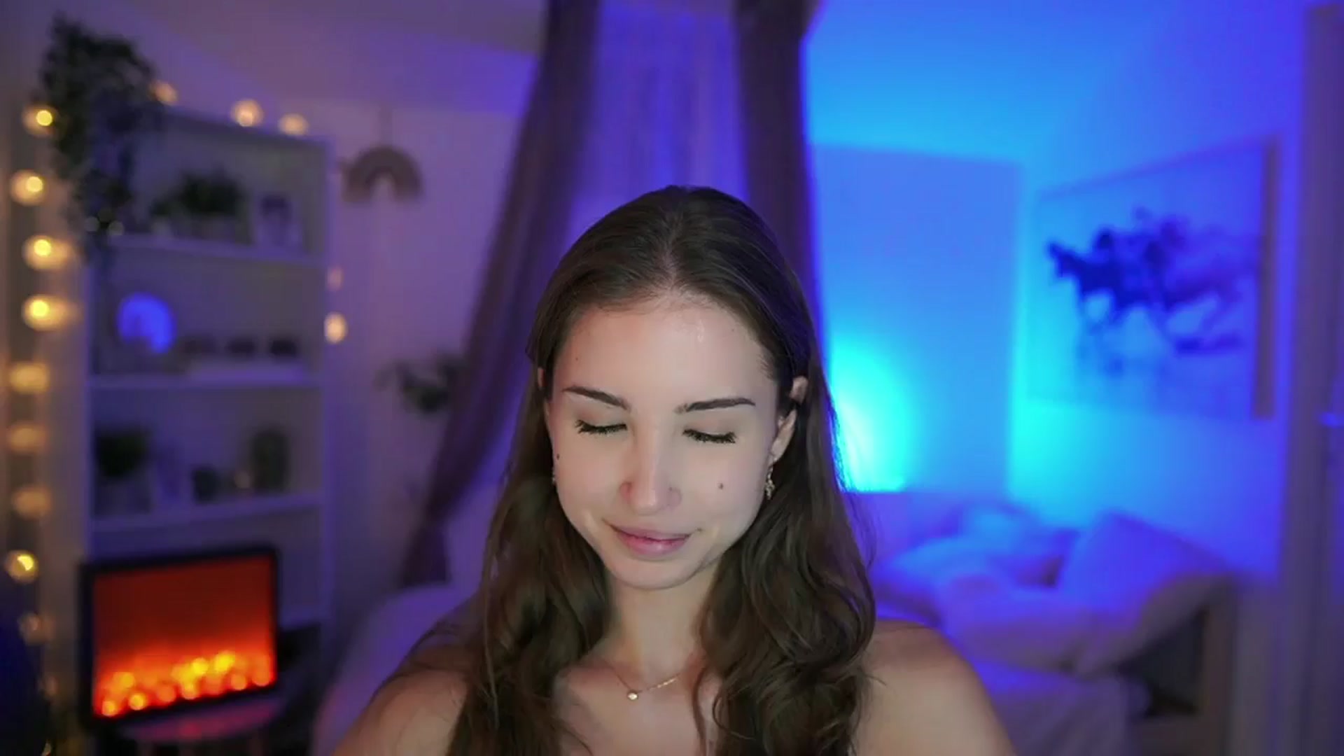 Gallery image thumbnail from Shy_jane's myfreecams stream on, 07/28/2024, 16:29 image 5 of 20