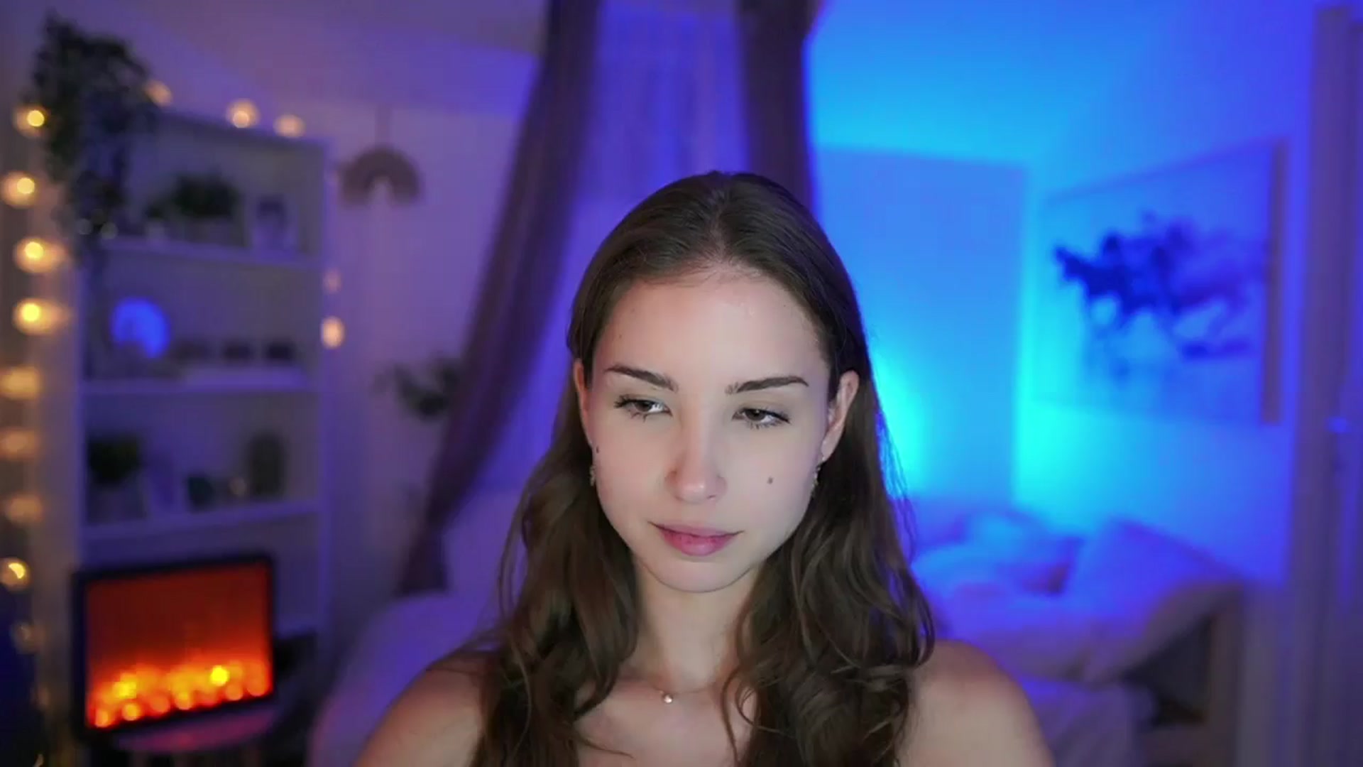 Gallery image thumbnail from Shy_jane's myfreecams stream on, 07/28/2024, 16:29 image 20 of 20