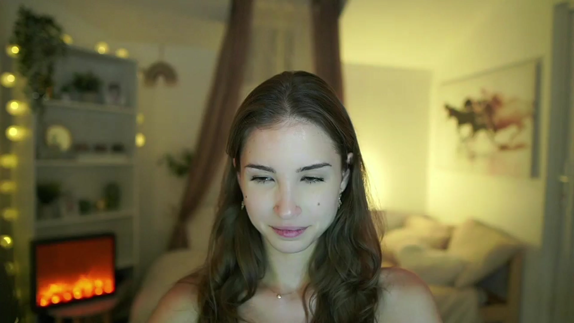 Gallery image thumbnail from Shy_jane's myfreecams stream on, 07/28/2024, 16:29 image 17 of 20