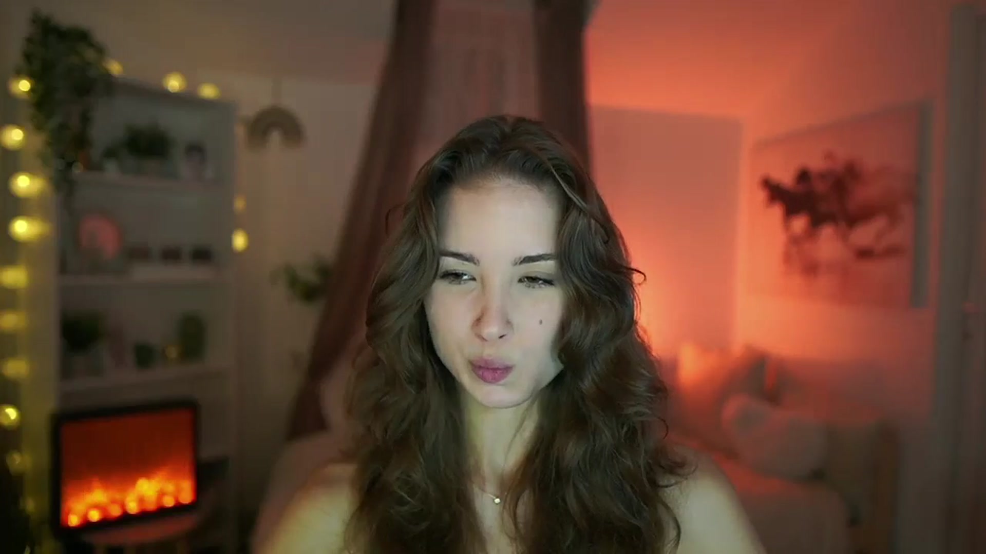 Gallery image thumbnail from Shy_jane's myfreecams stream on, 07/30/2024, 10:47 image 4 of 20
