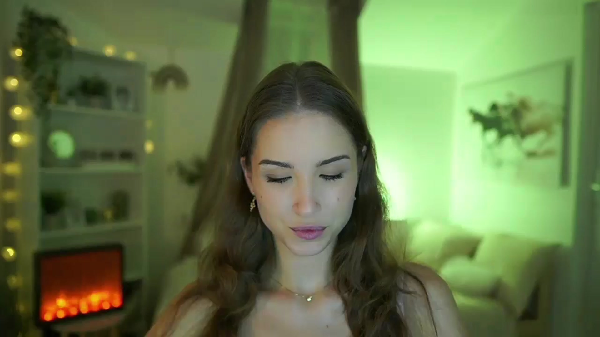 Gallery image thumbnail from Shy_jane's myfreecams stream on, 07/31/2024, 16:58 image 15 of 20
